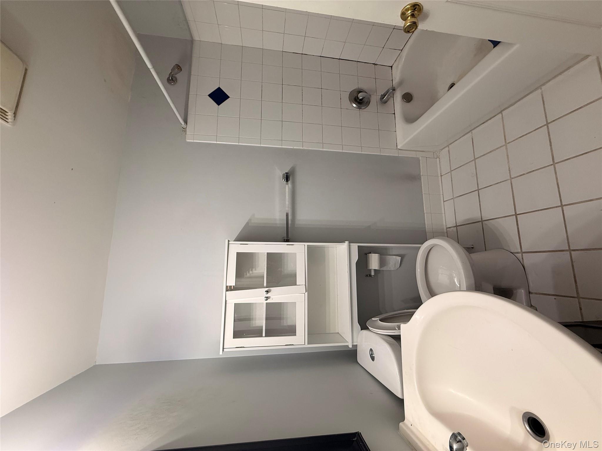 #4 photo, 1234 Hoe Avenue, Bronx , NY 10459