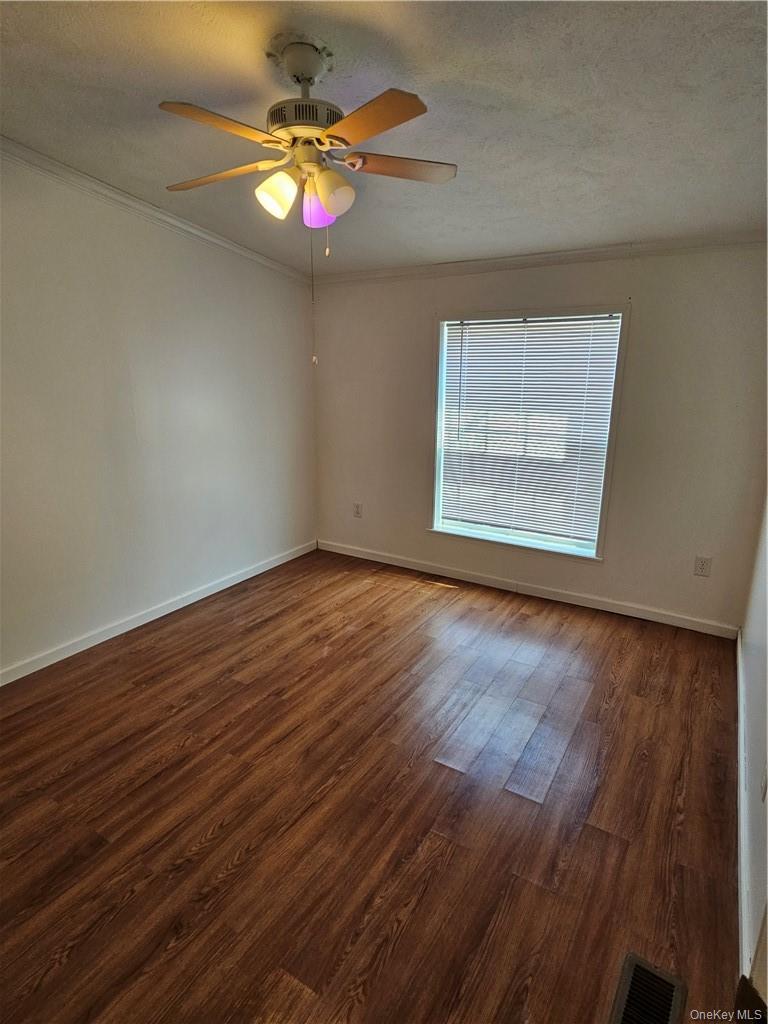 #19 photo, 3 Wildwood Lane, Wallkill , NY 12589