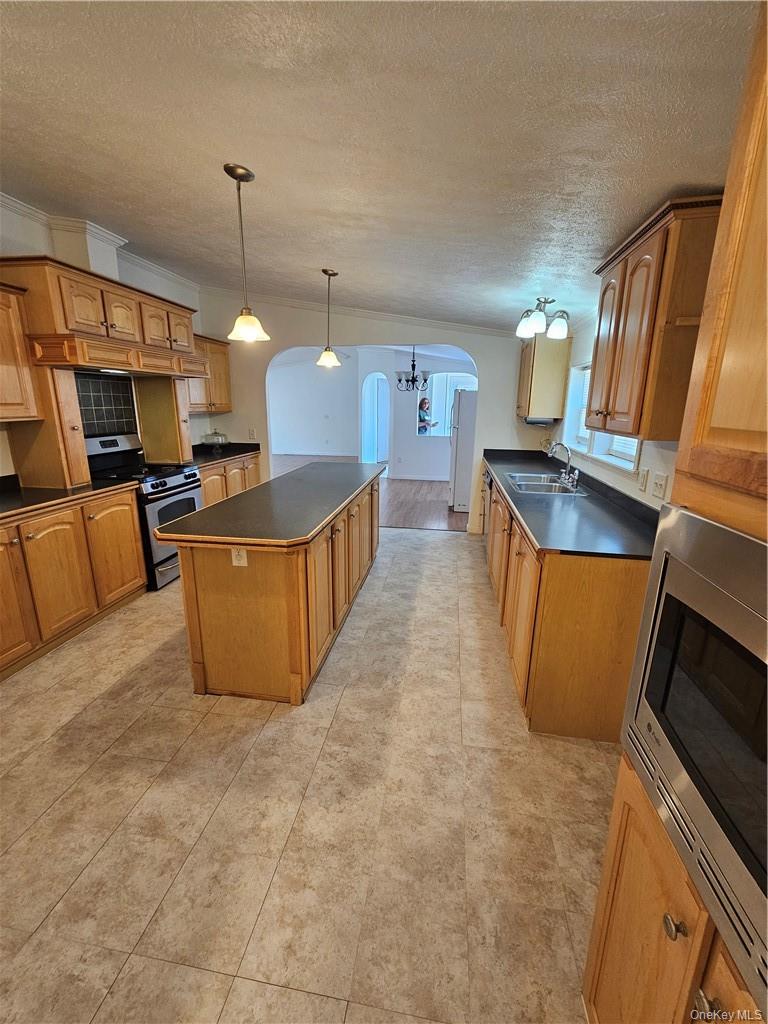 #6 photo, 3 Wildwood Lane, Wallkill , NY 12589