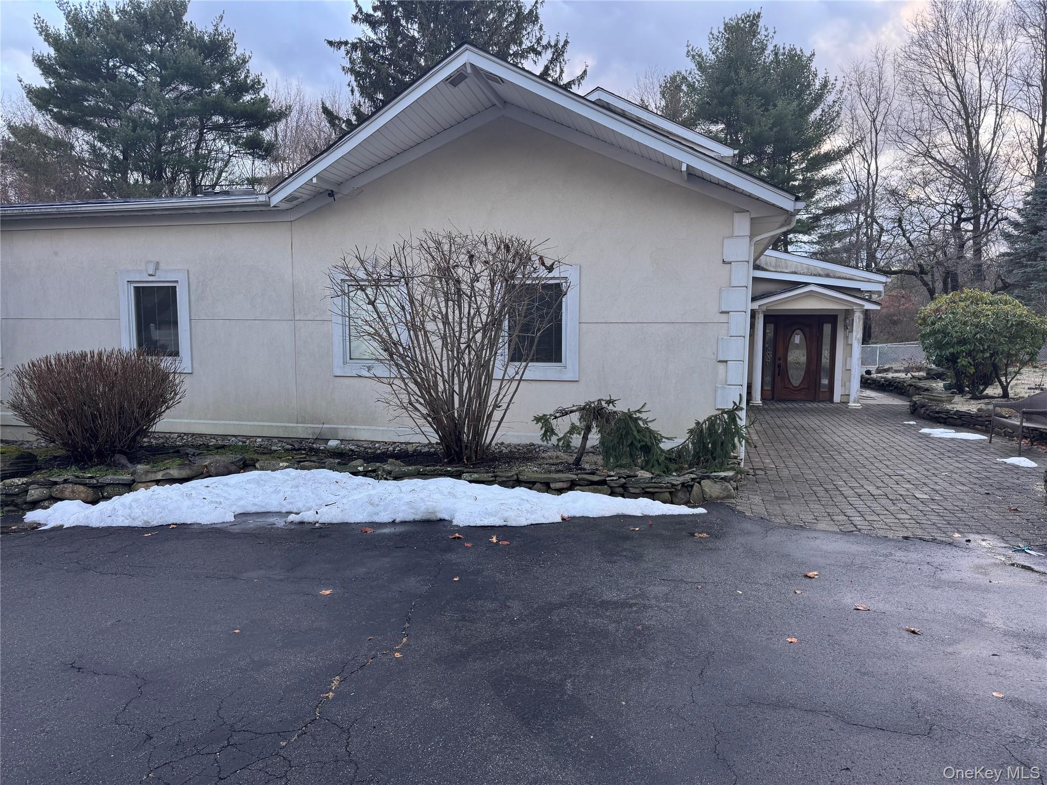 #1 photo, 201 Red Hill Road, New City , NY 10956