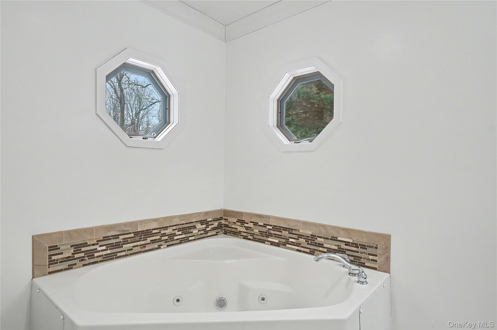 #19 photo, 45 Seminole Drive, 뉴욕주 Warwick , NY 10990