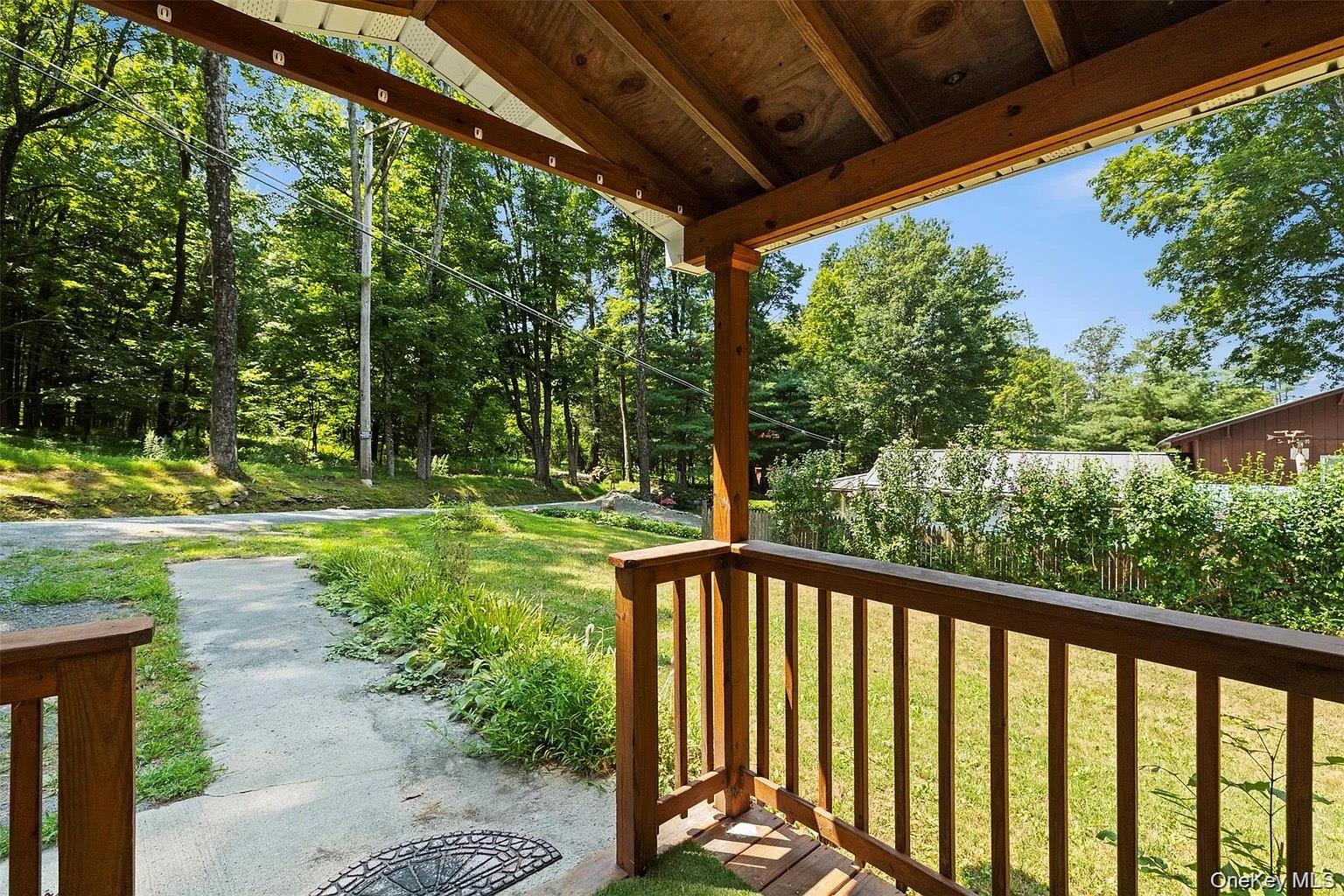 #7 photo, 6 Farmingdale Lane, Bloomingburg , NY 12721