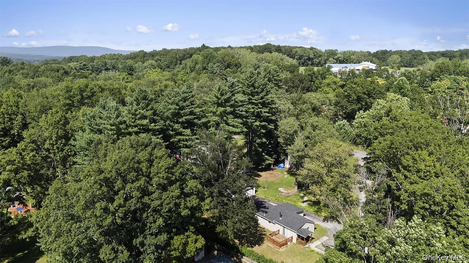 #8 photo, 6 Farmingdale Lane, Bloomingburg , NY 12721