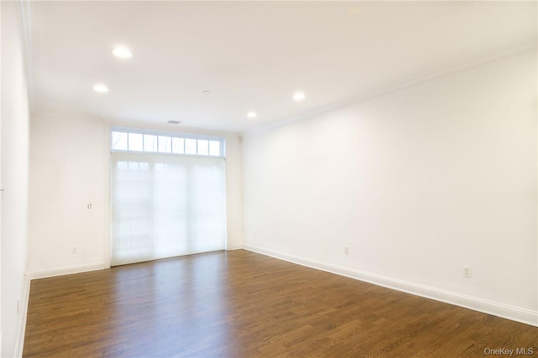 #3 photo, 55 First Street, Pelham , NY 10803