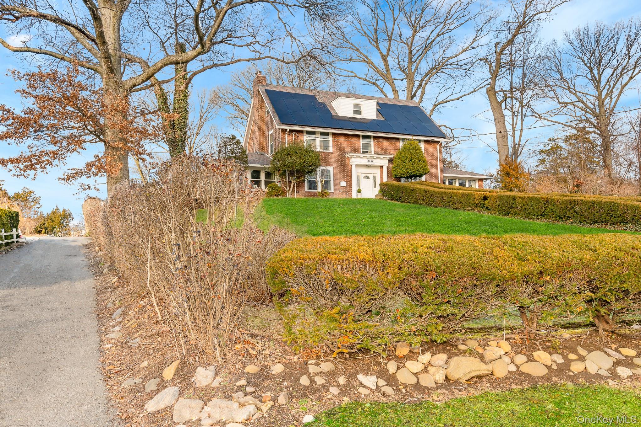 #5 photo, 181-23 Henley Road, Jamaica Estates , NY 11432