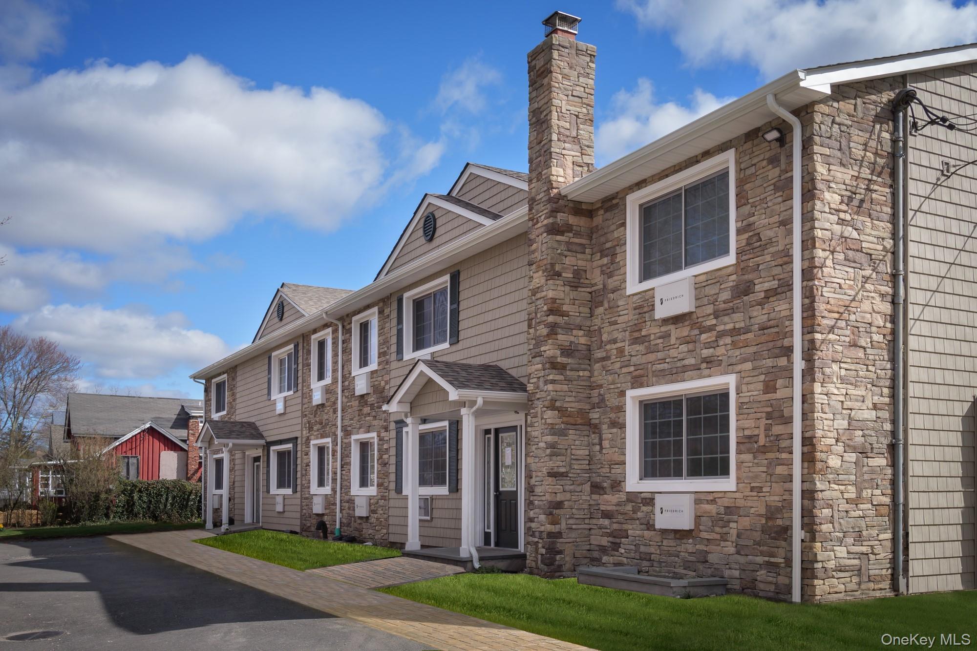 #2 photo, 105 Overton Avenue, Sayville , NY 11782