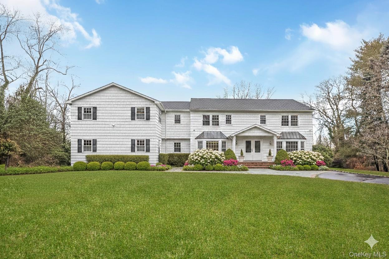 #2 photo, 20 Rolling Drive, Brookville , NY 11545