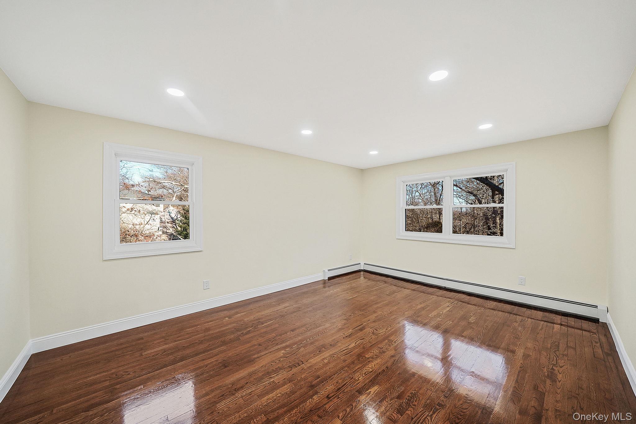 #15 photo, 95 Berkshire Drive, सफ़ोक काउंटी Farmingville , NY 11738