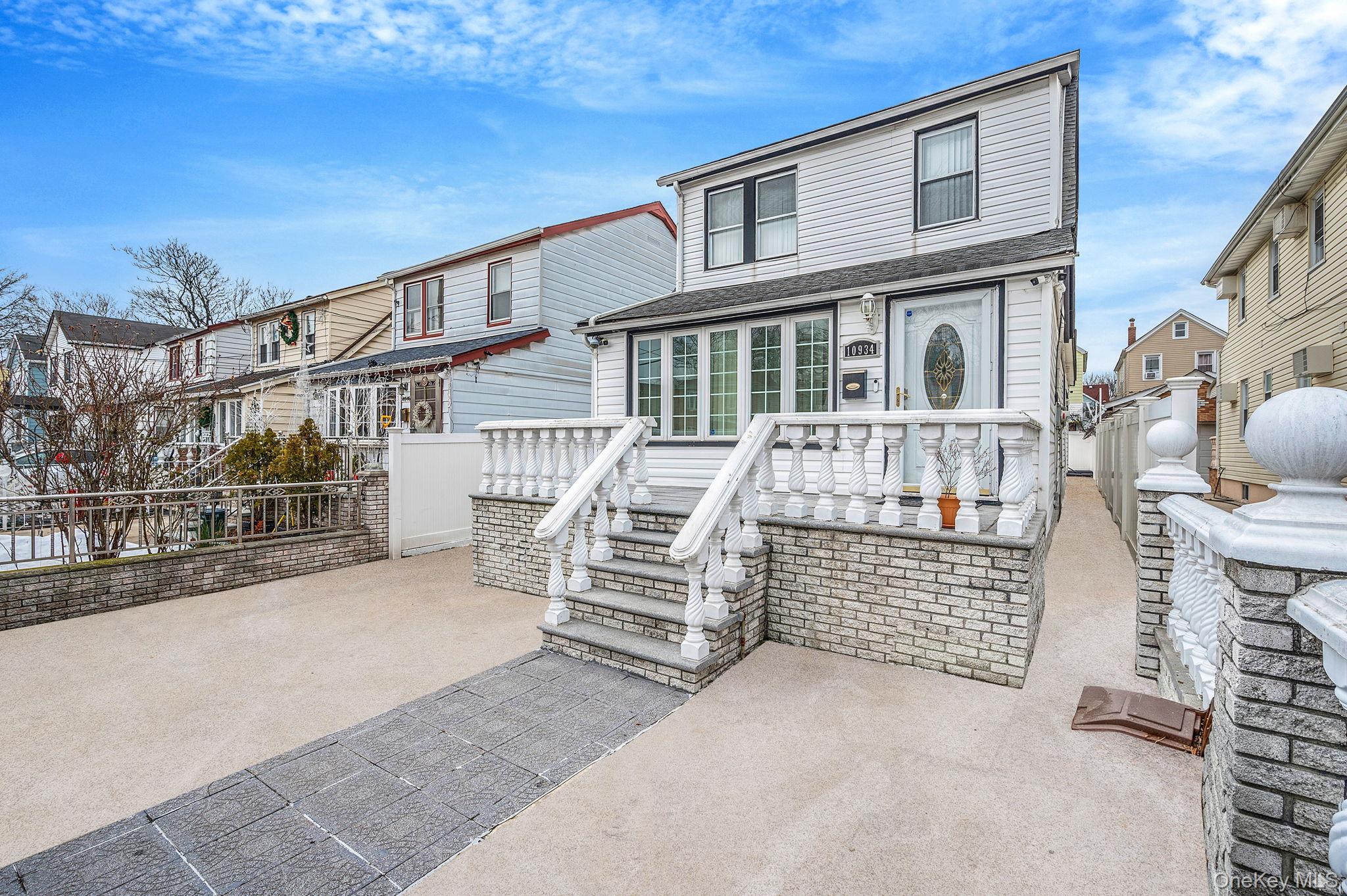 #3 photo, 10934 124th Street, Куинс ‖ South Ozone Park , NY 11420