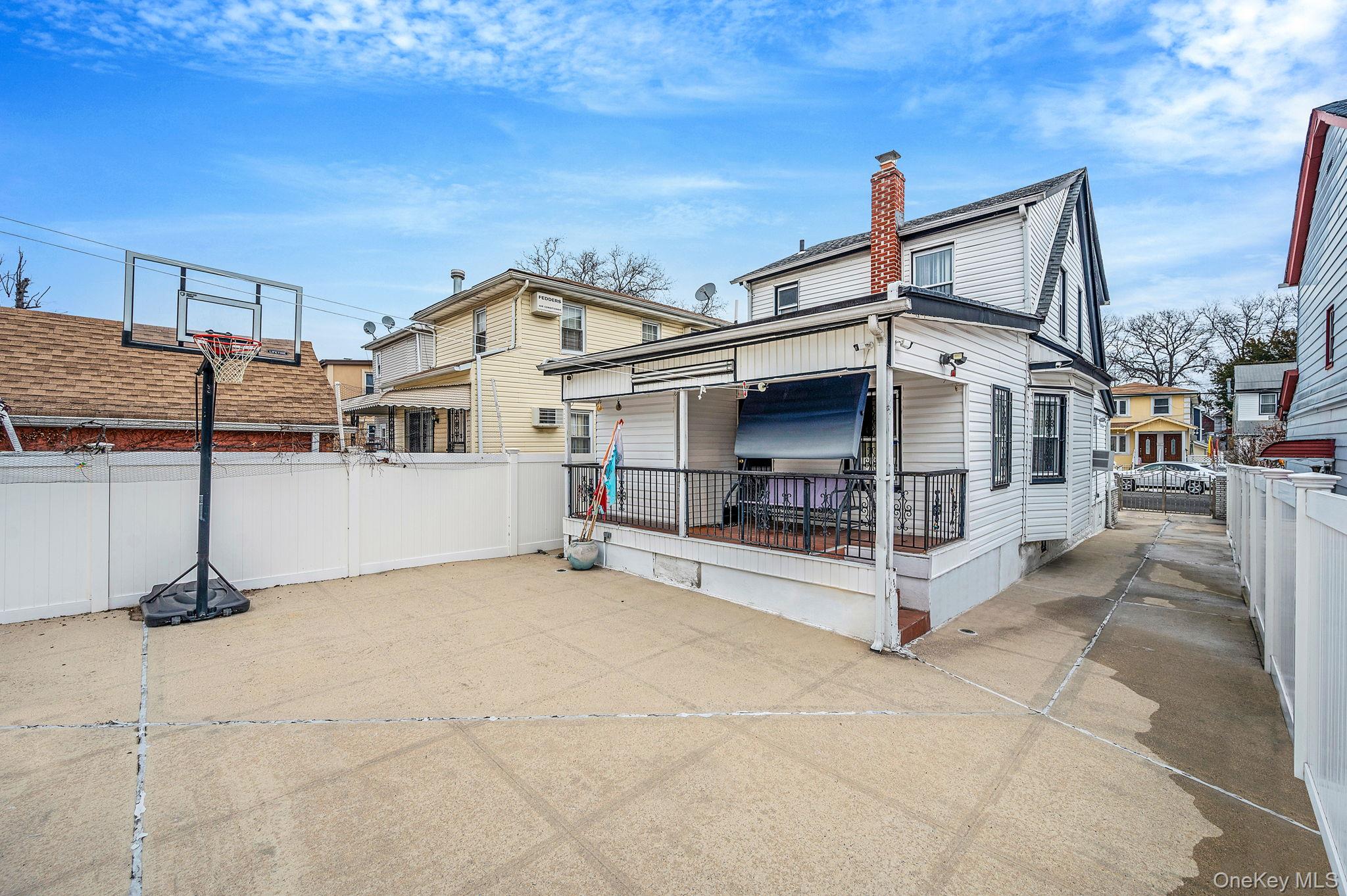 #9 photo, 10934 124th Street, Куинс ‖ South Ozone Park , NY 11420