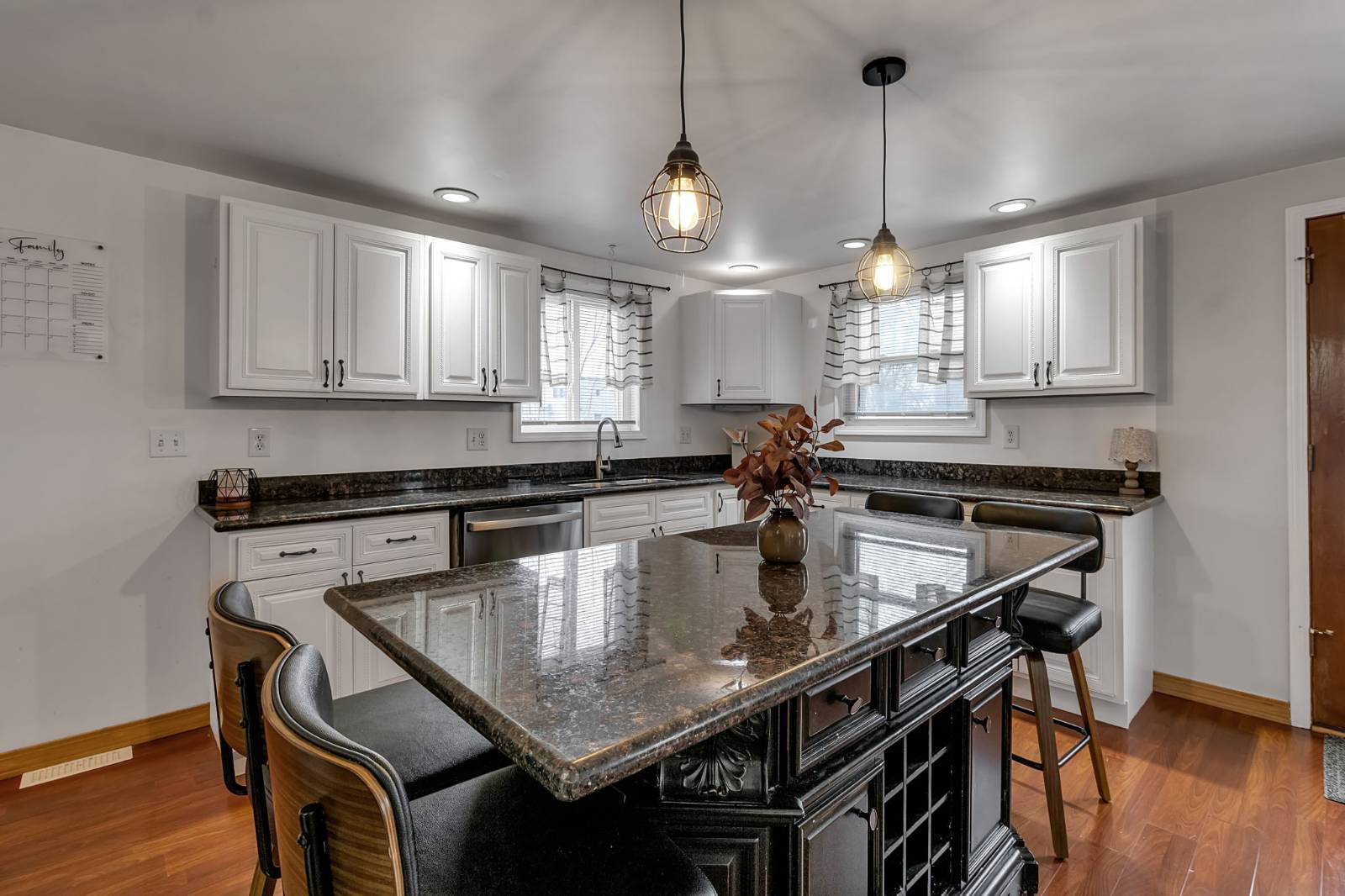 #16 photo, 17 Fath Dr, Cheektowaga , NY 14225