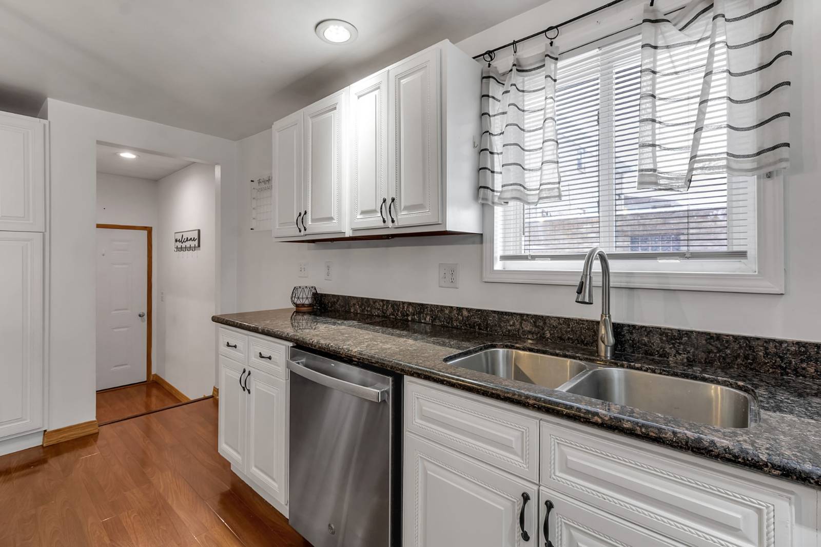 #18 photo, 17 Fath Dr, Cheektowaga , NY 14225