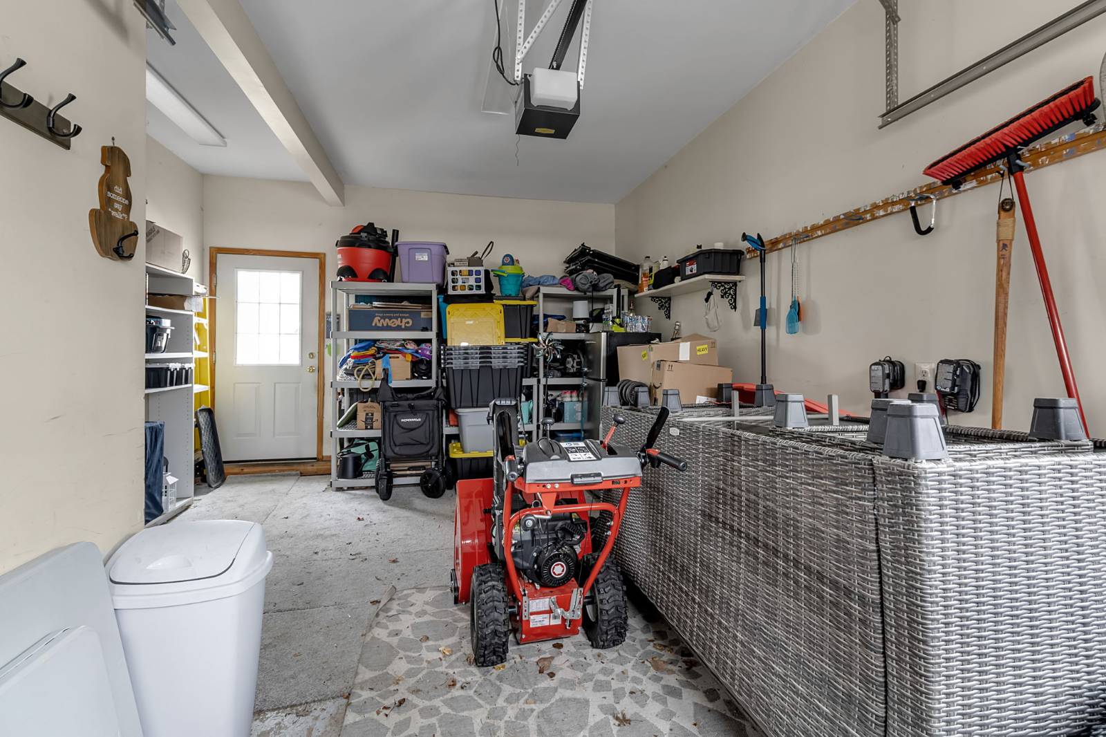 #46 photo, 17 Fath Dr, Cheektowaga , NY 14225