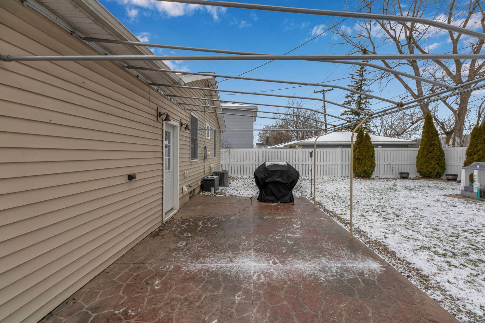 #6 photo, 17 Fath Dr, Cheektowaga , NY 14225