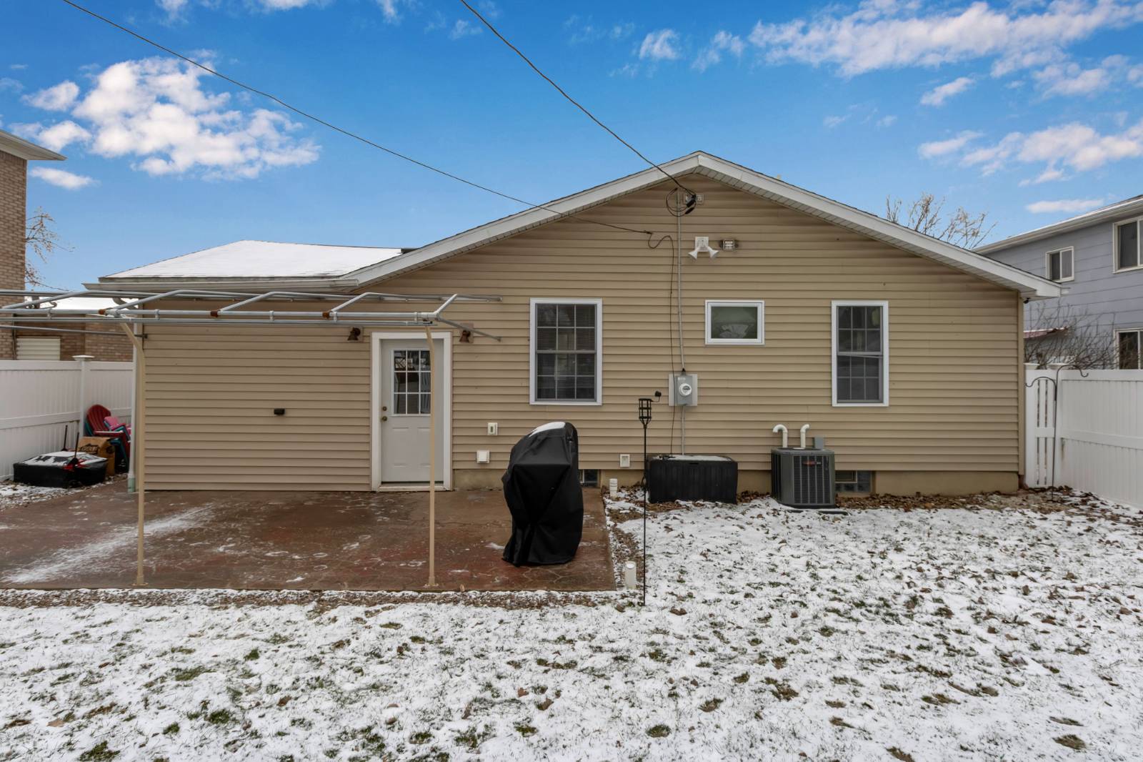 #9 photo, 17 Fath Dr, Cheektowaga , NY 14225