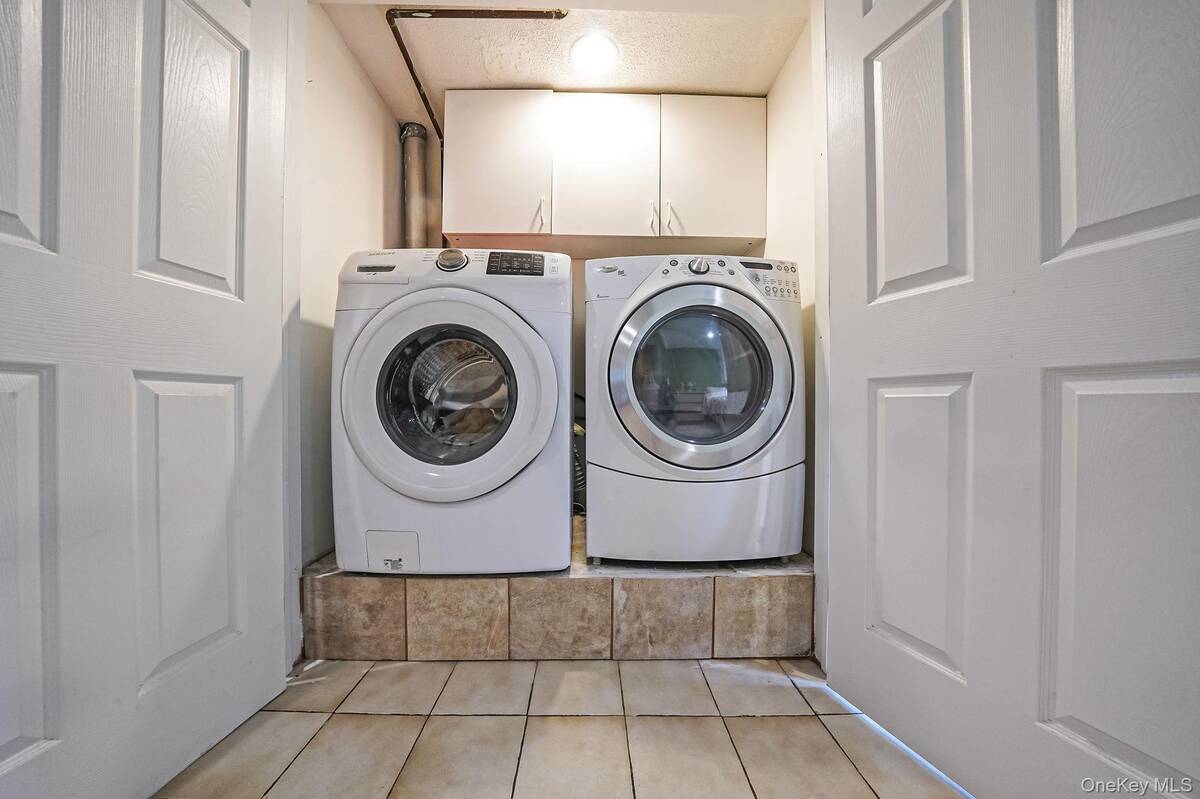 #12 photo, 15951 160th Avenue, Howard Beach , NY 11414