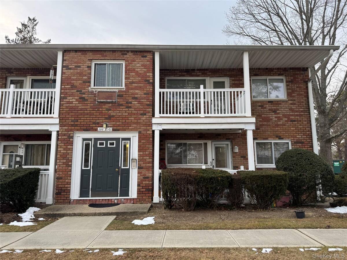 #4 photo, 100 Hawthorne Avenue, 롱 아일랜드 Central Islip , NY 11722