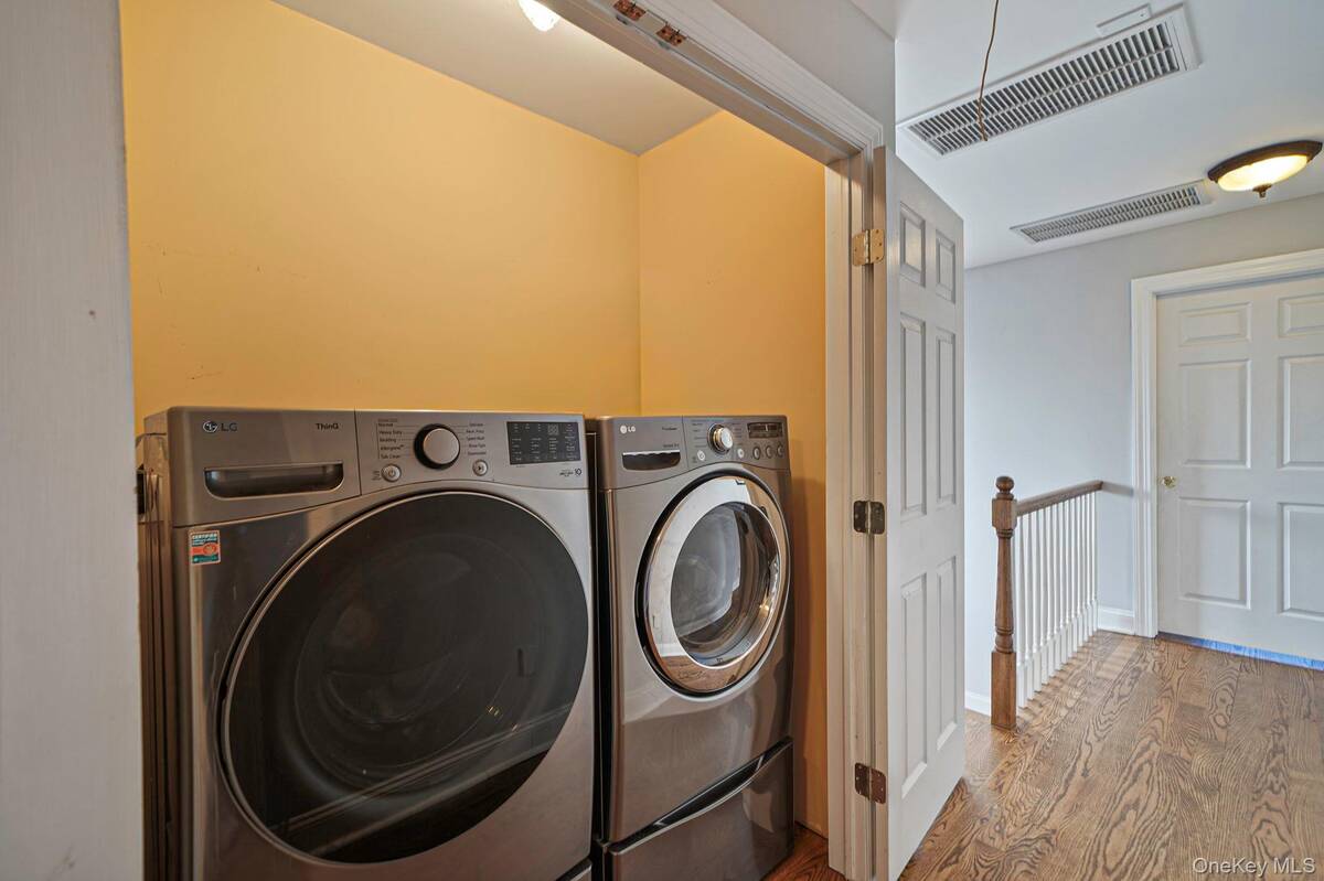 #21 photo, 39 13th Avenue, מחוז סאפוק Ronkonkoma , NY 11779