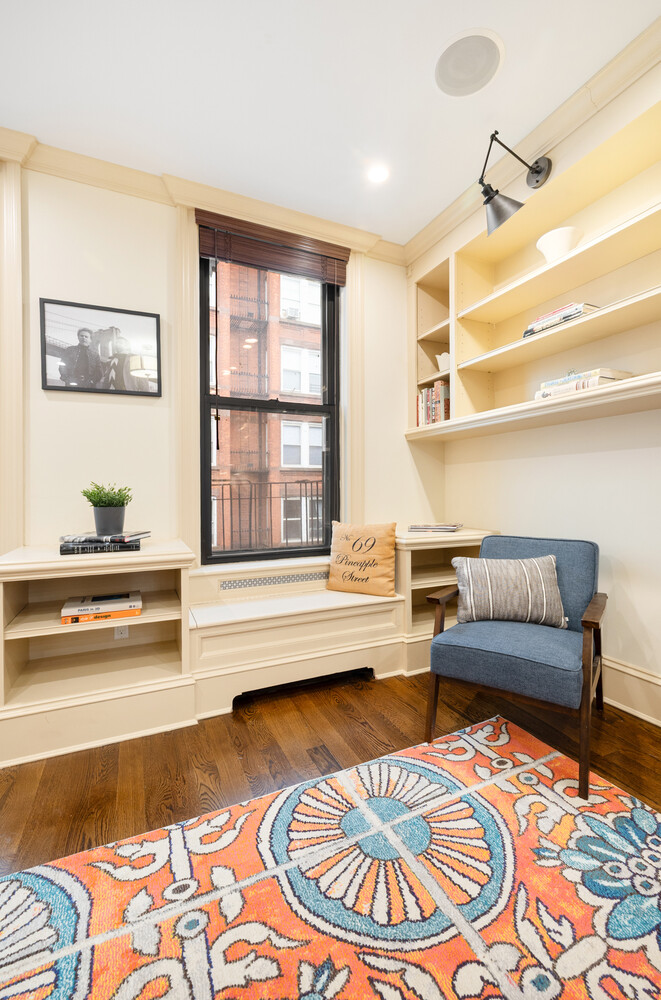 #3 photo, 69 PINEAPPLE Street, Бруклин ‖ Brooklyn Heights , NY 11201