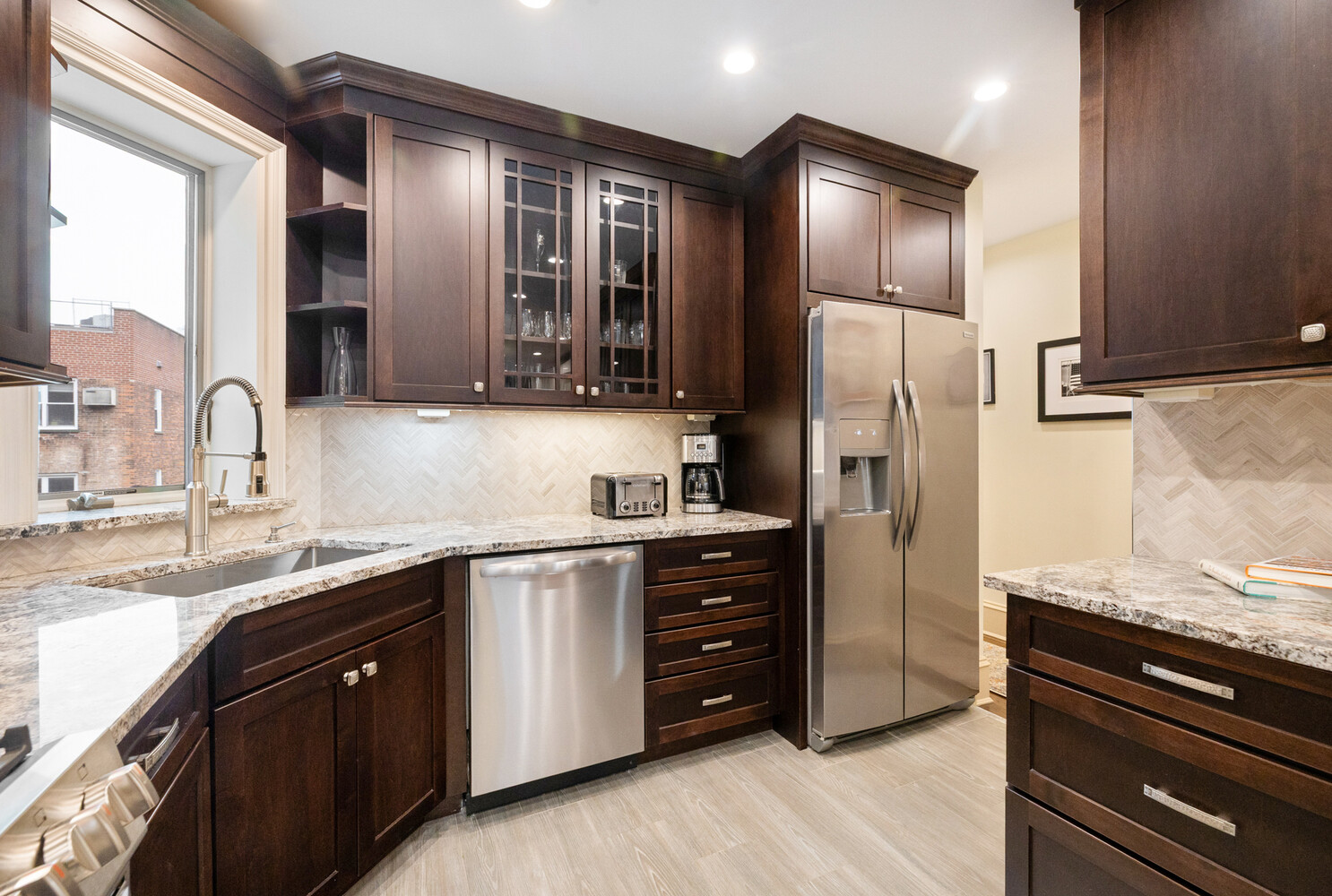 #6 photo, 69 PINEAPPLE Street, Бруклин ‖ Brooklyn Heights , NY 11201