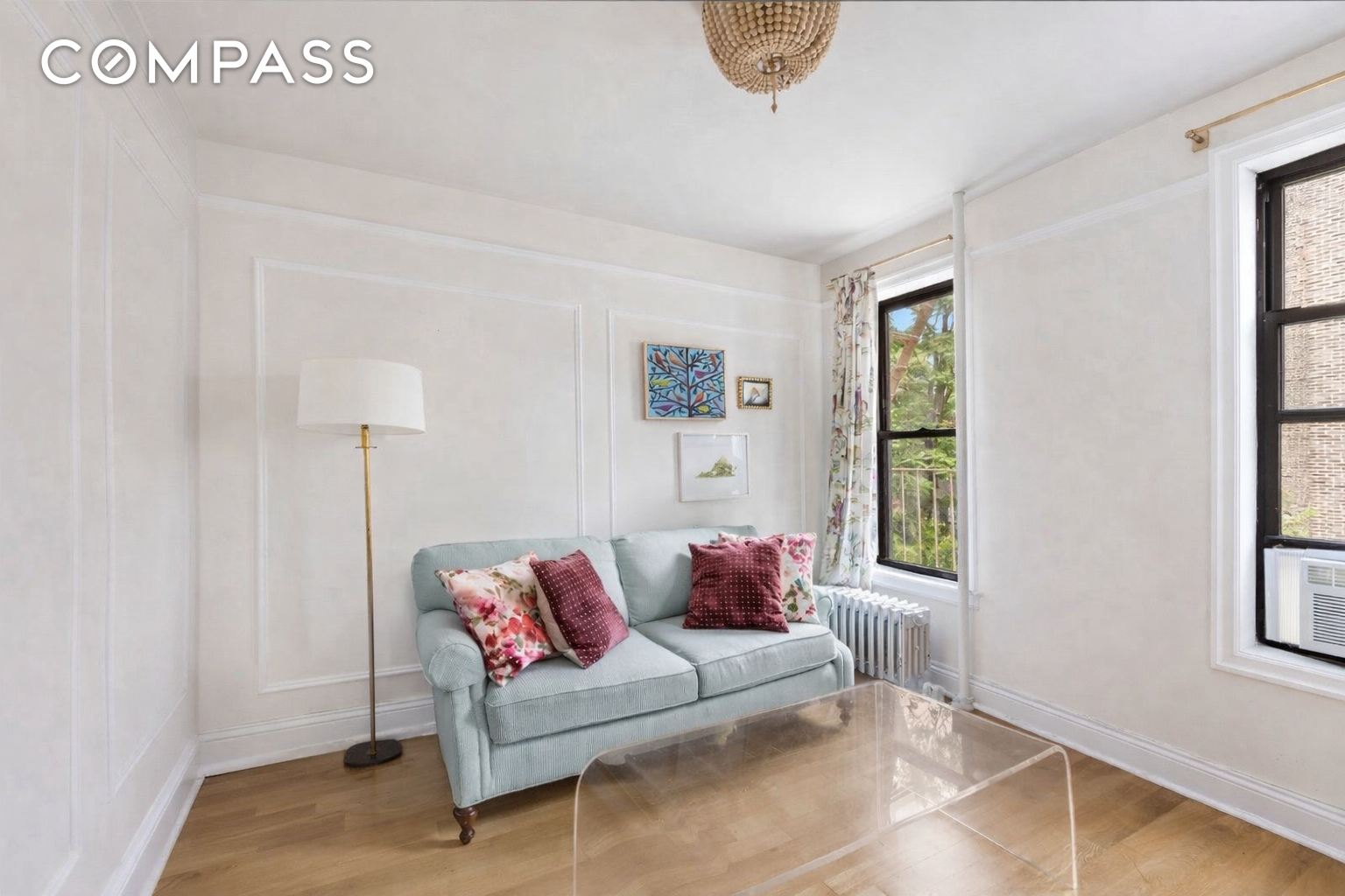 #1 photo, 227 W 11th Street, Манхэттен ‖ West Village , NY 10014