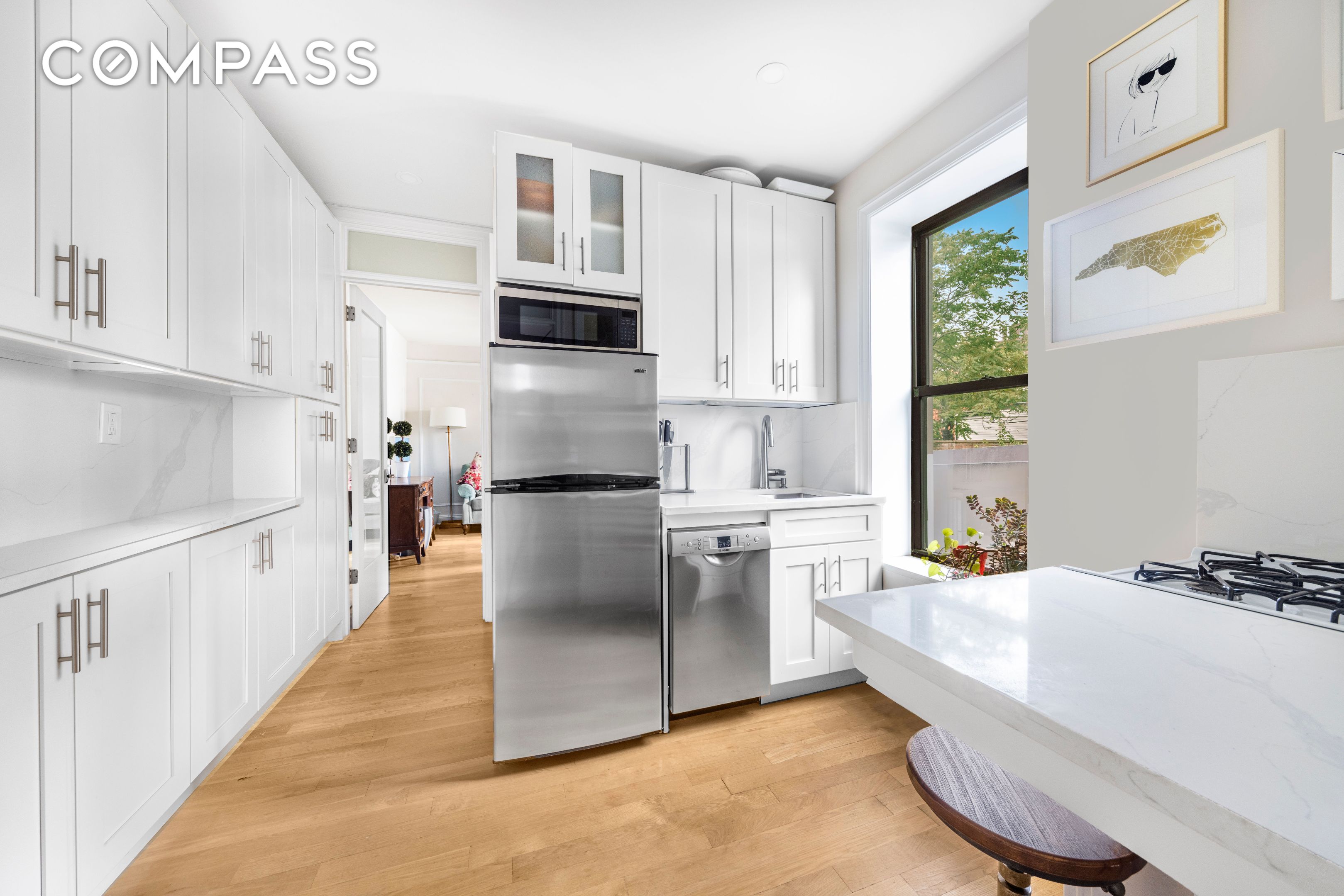 #3 photo, 227 W 11th Street, Манхэттен ‖ West Village , NY 10014