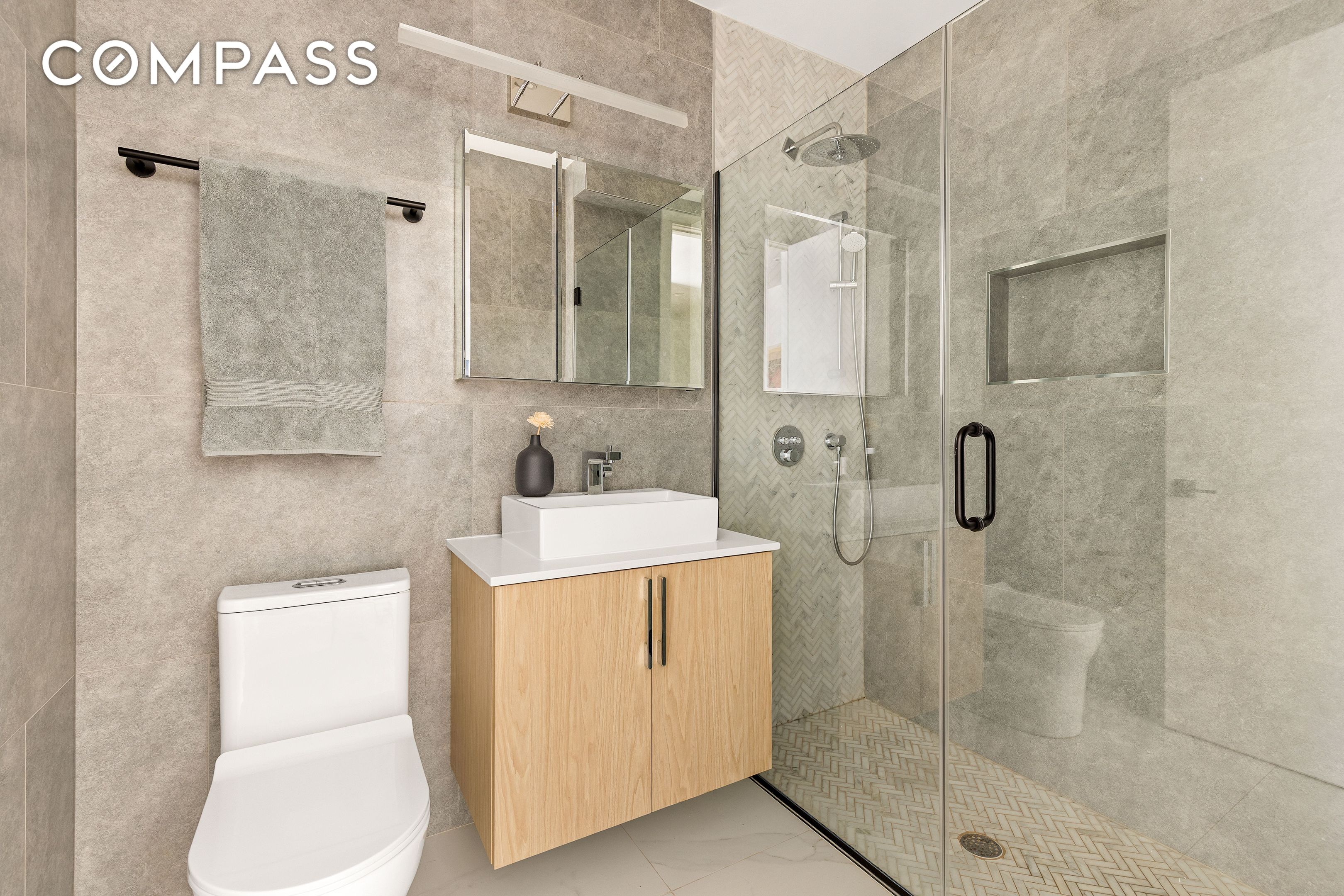 #8 photo, 674 Hancock Street, Бруклин ‖ Bedford-Stuyvesant , NY 11233