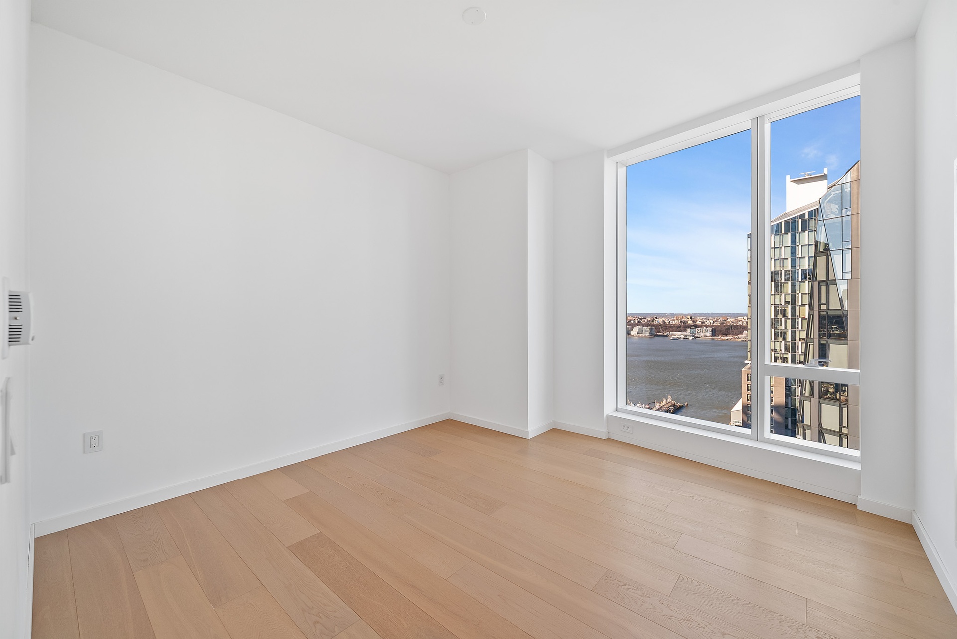 #18 photo, 1 W End Avenue, 맨해튼 Lincoln Square , NY 10023