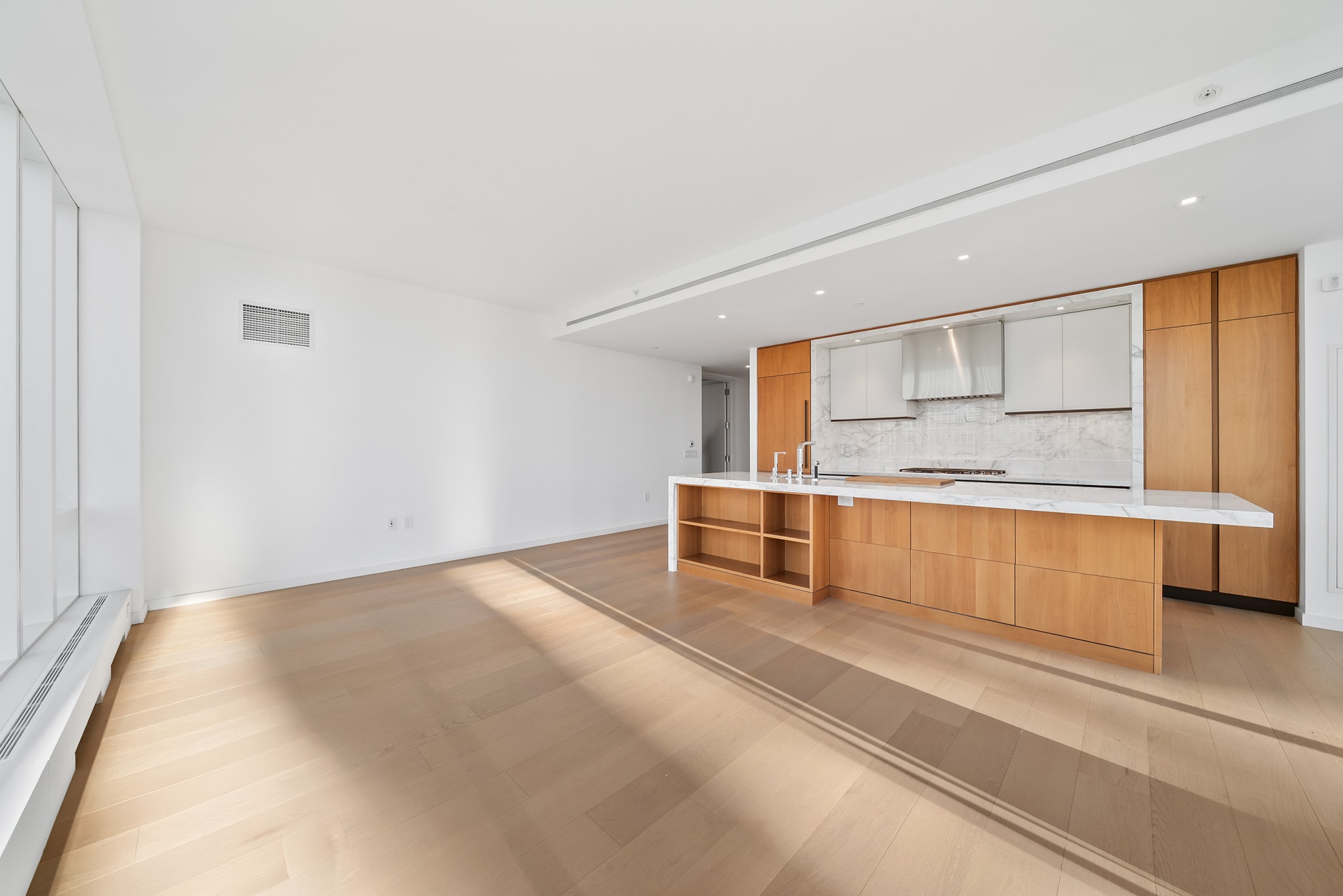 #9 photo, 1 W End Avenue, 맨해튼 Lincoln Square , NY 10023