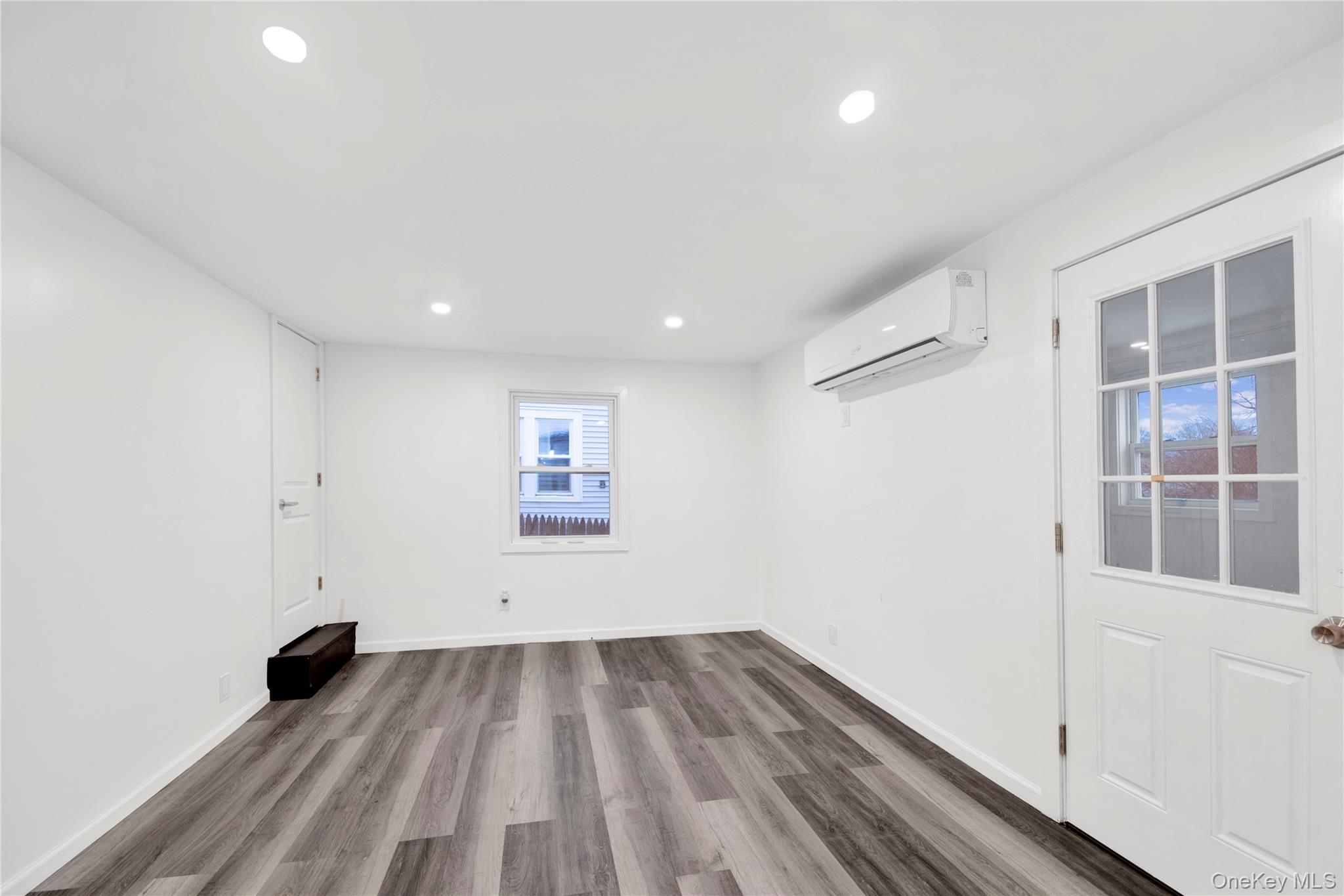 #7 photo, 103 N Pierpont Avenue, Newburgh , NY 12550