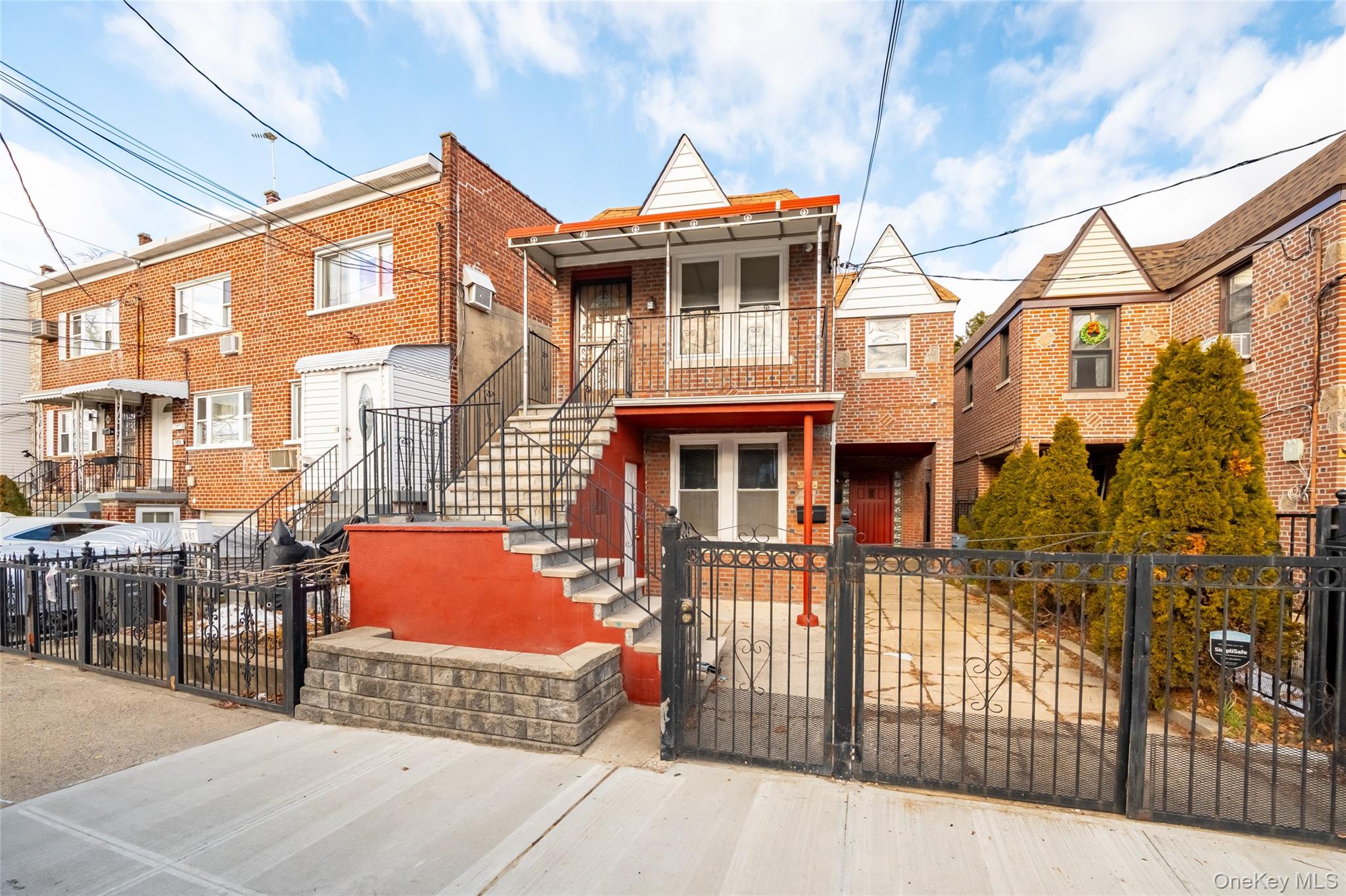 #1 photo, 989 Sackett Avenue, Bronx , NY 10462