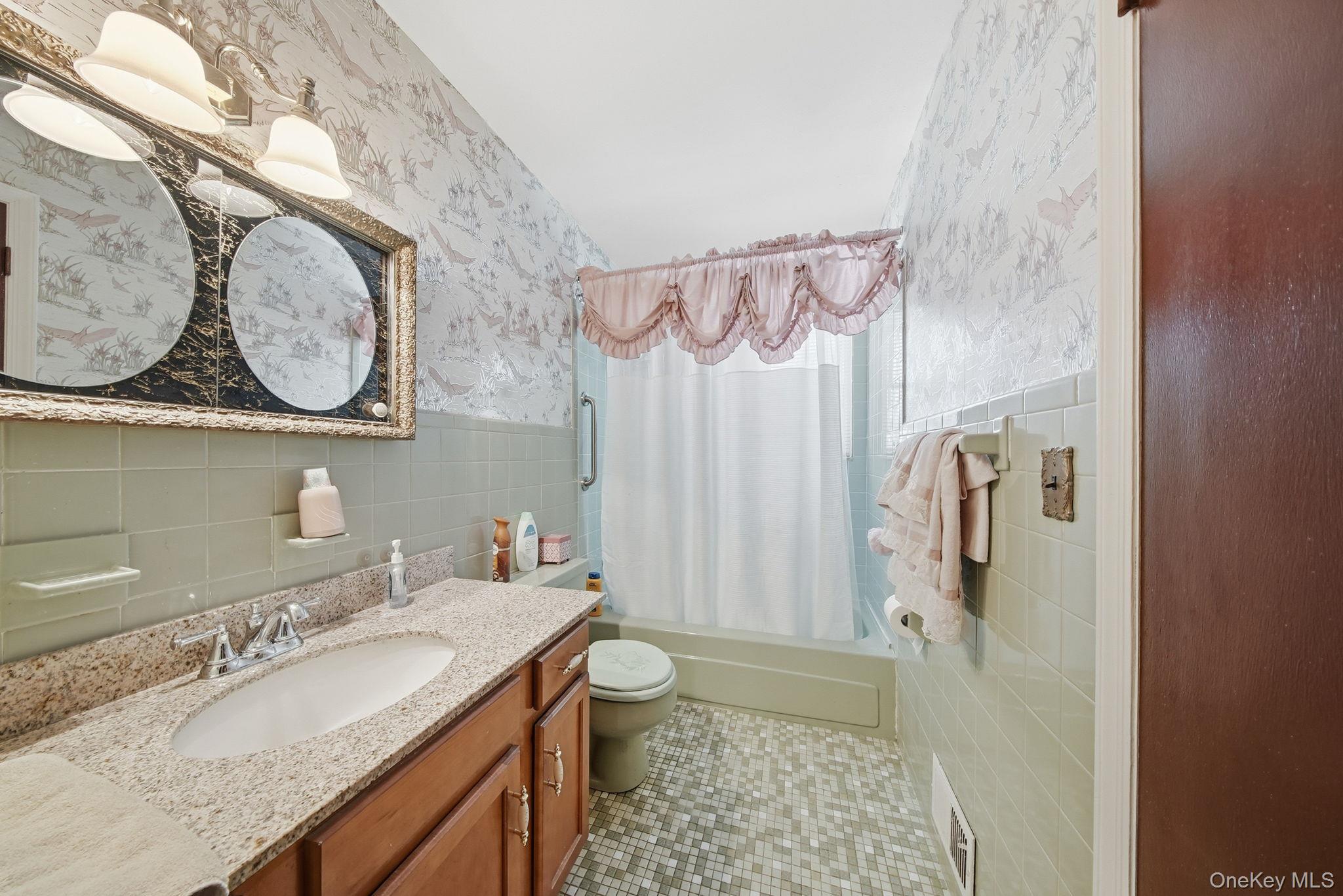 #18 photo, 9 Michele Court, Middletown , NY 10941