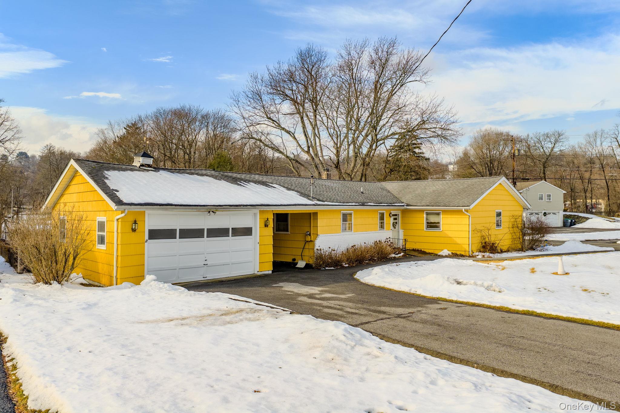 #1 photo, 16 Overlook Drive, Newburgh , NY 12550