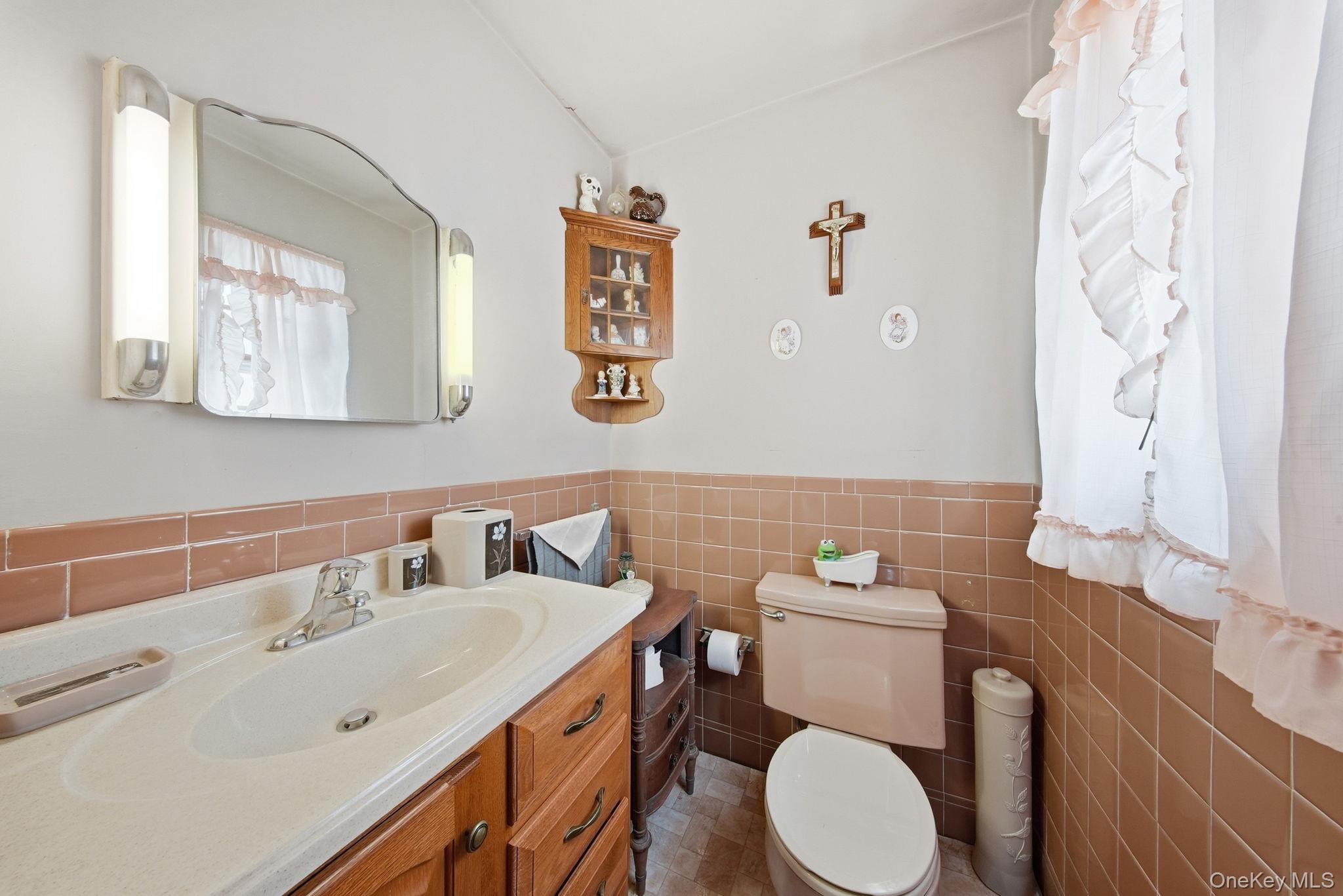 #13 photo, 16 Overlook Drive, Newburgh , NY 12550