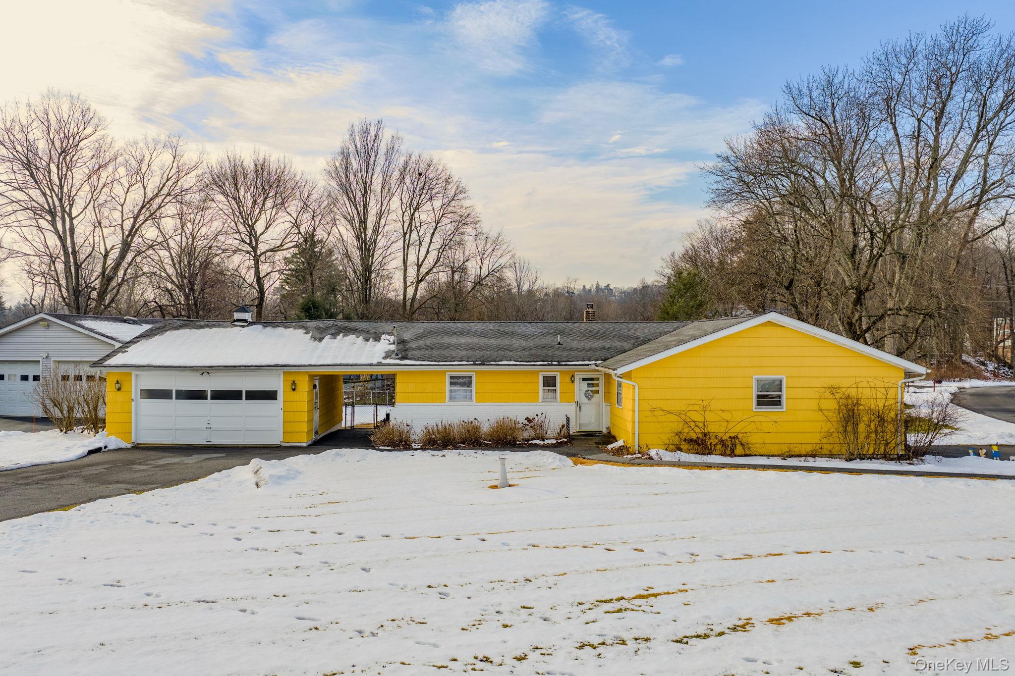 #2 photo, 16 Overlook Drive, Newburgh , NY 12550