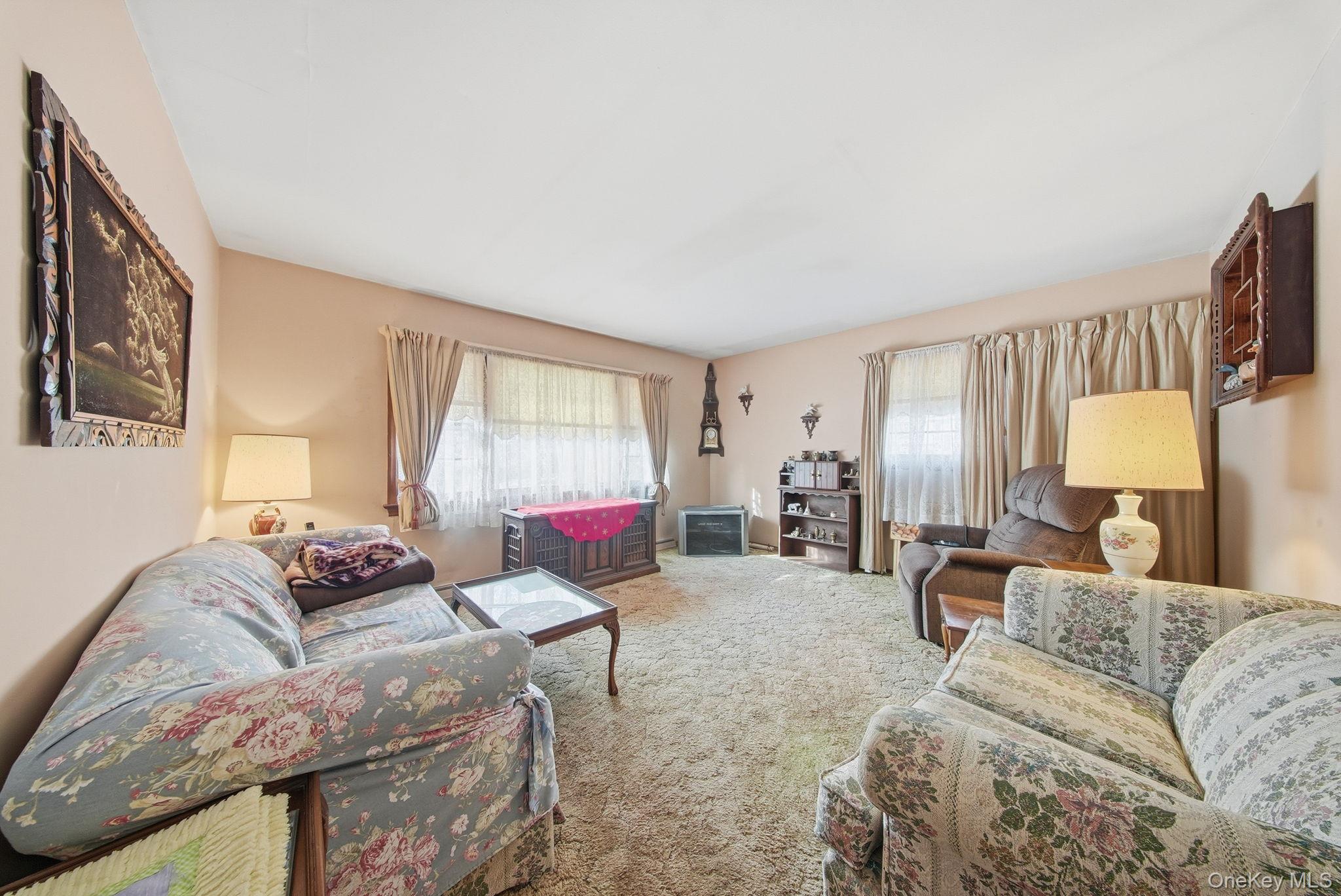 #3 photo, 16 Overlook Drive, Newburgh , NY 12550