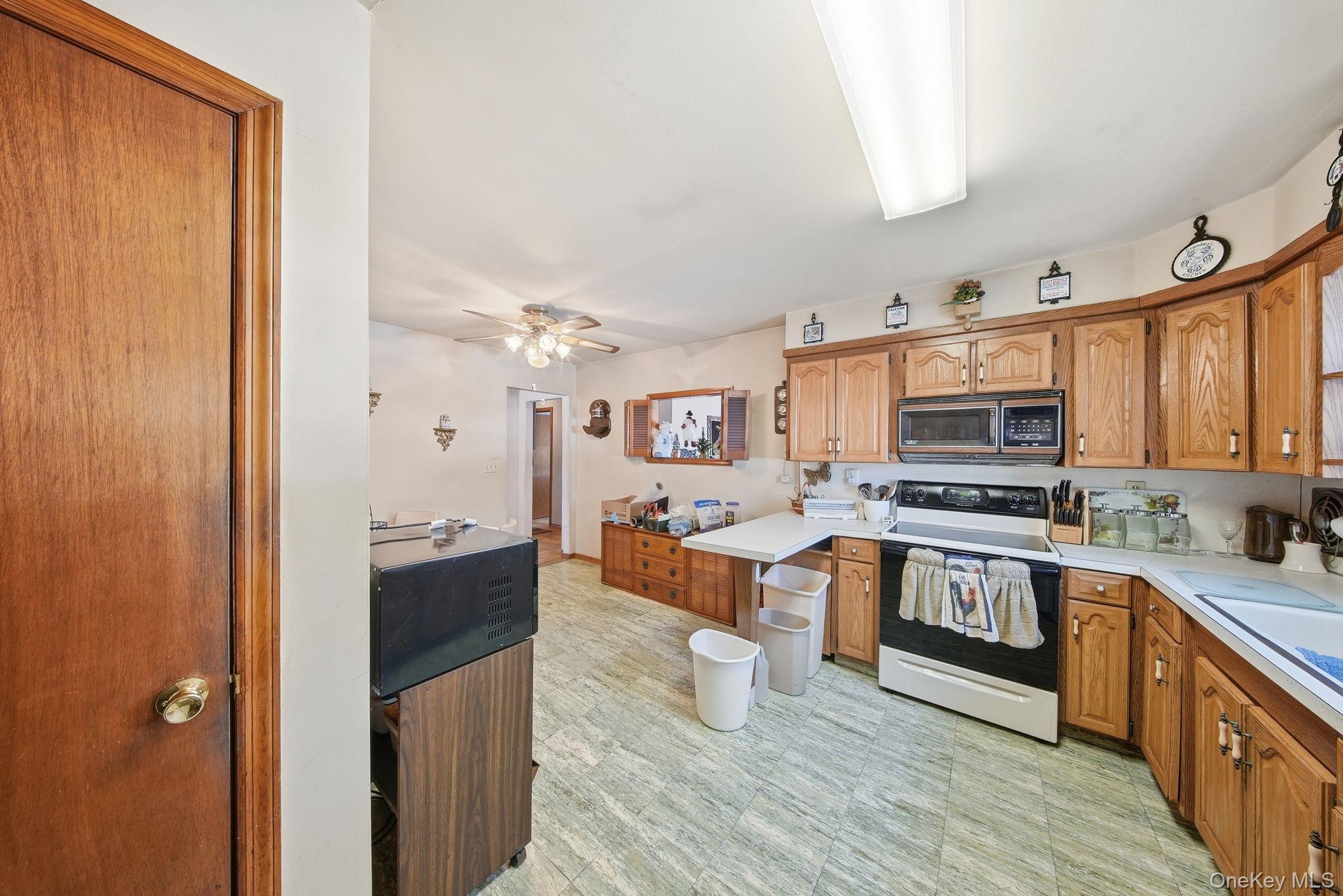 #7 photo, 16 Overlook Drive, Newburgh , NY 12550