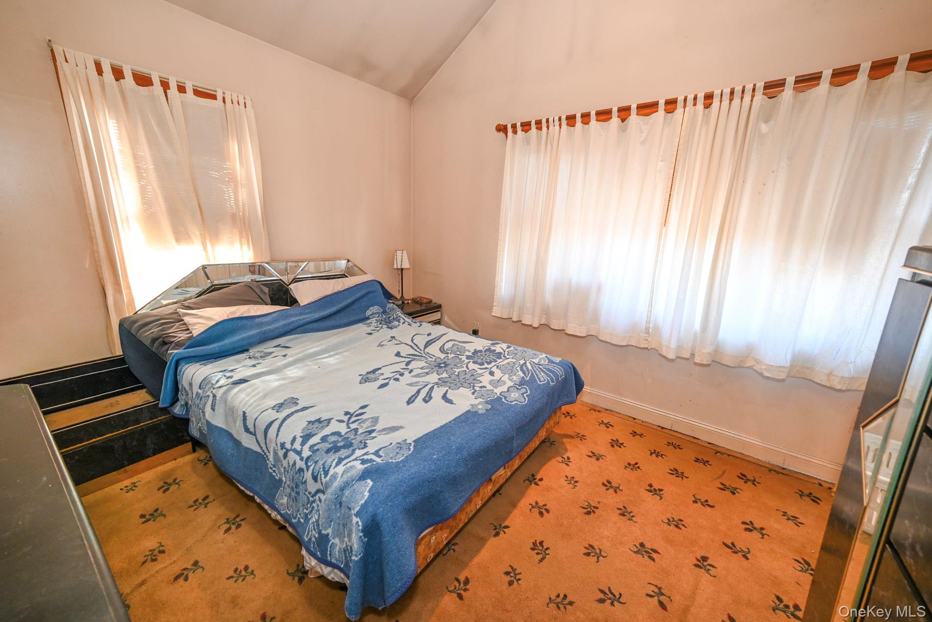 #12 photo, 165 Cochran Place, Valley Stream , NY 11581