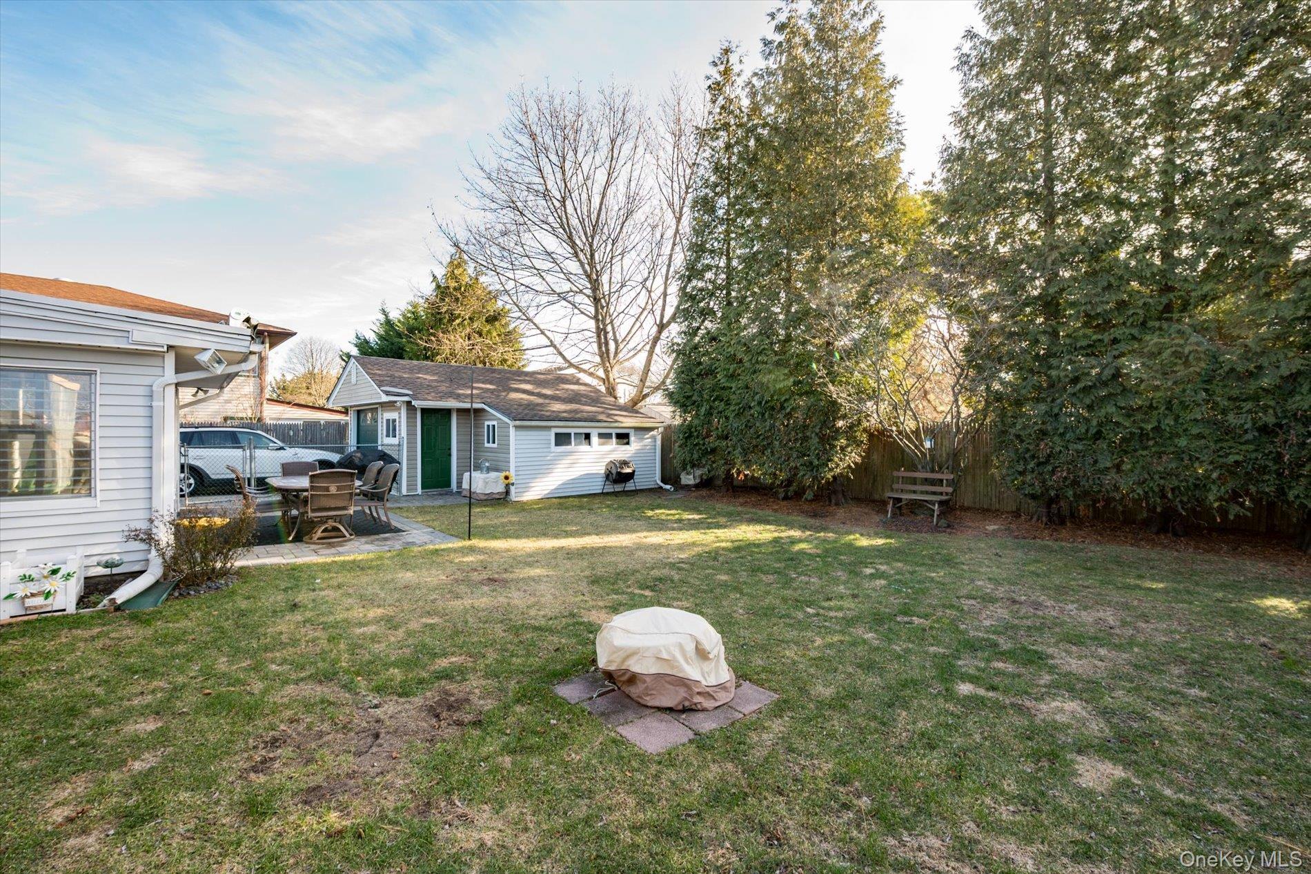 #20 photo, 245 53rd Street, 东长岛 Lindenhurst , NY 11757