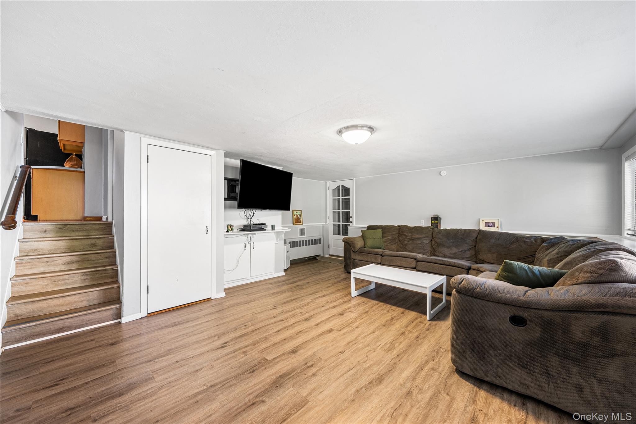 #18 photo, 27 Gaylore Drive, Саффолк ‖ Amityville , NY 11701