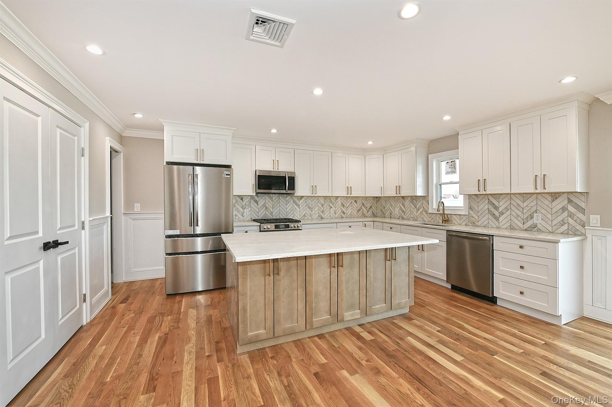 #10 photo, 1903 George Court, Merrick , NY 11566