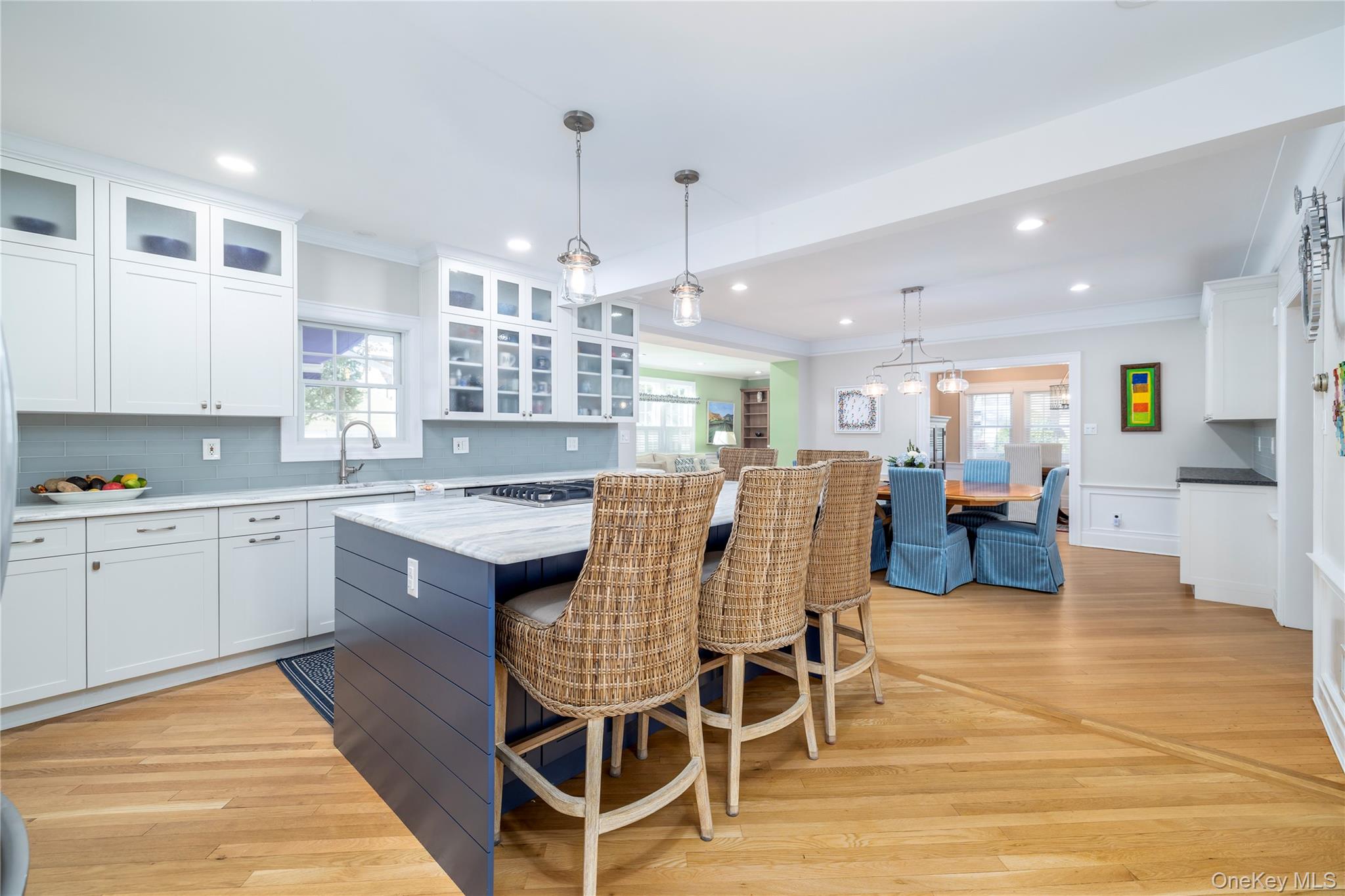 #10 photo, 166 Princeton Road, Rockville Centre , NY 11570