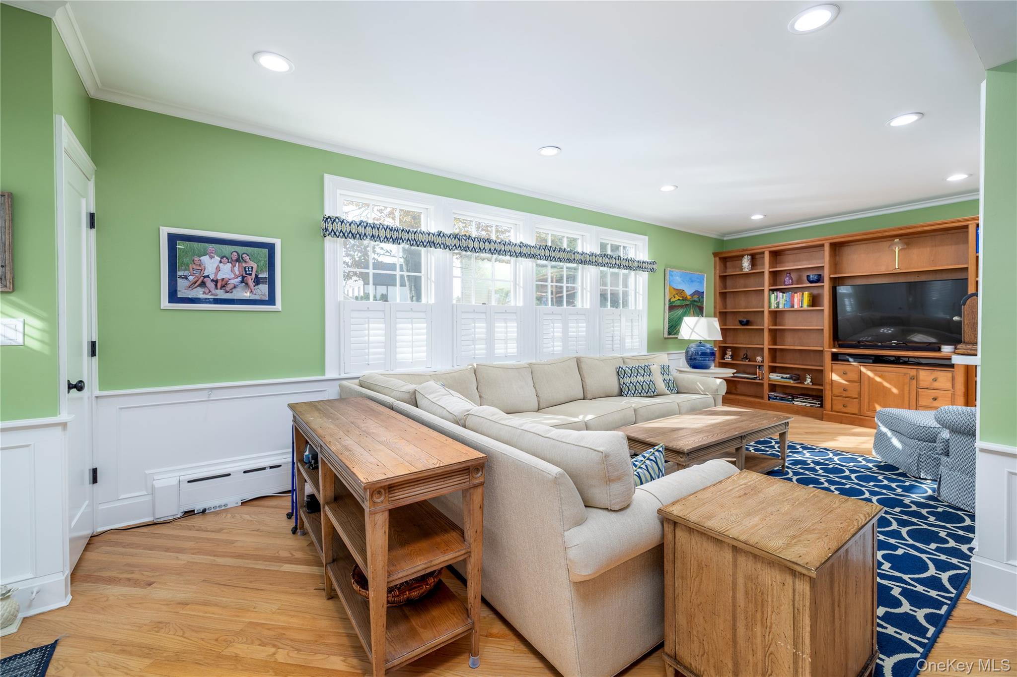 #14 photo, 166 Princeton Road, Rockville Centre , NY 11570