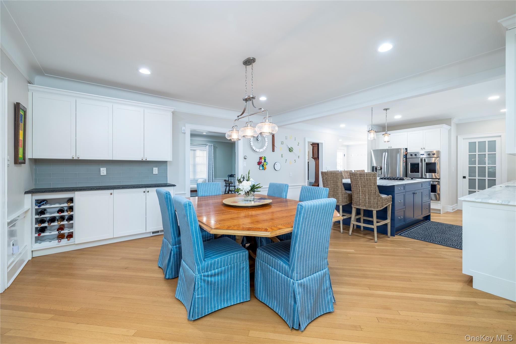 #18 photo, 166 Princeton Road, Rockville Centre , NY 11570