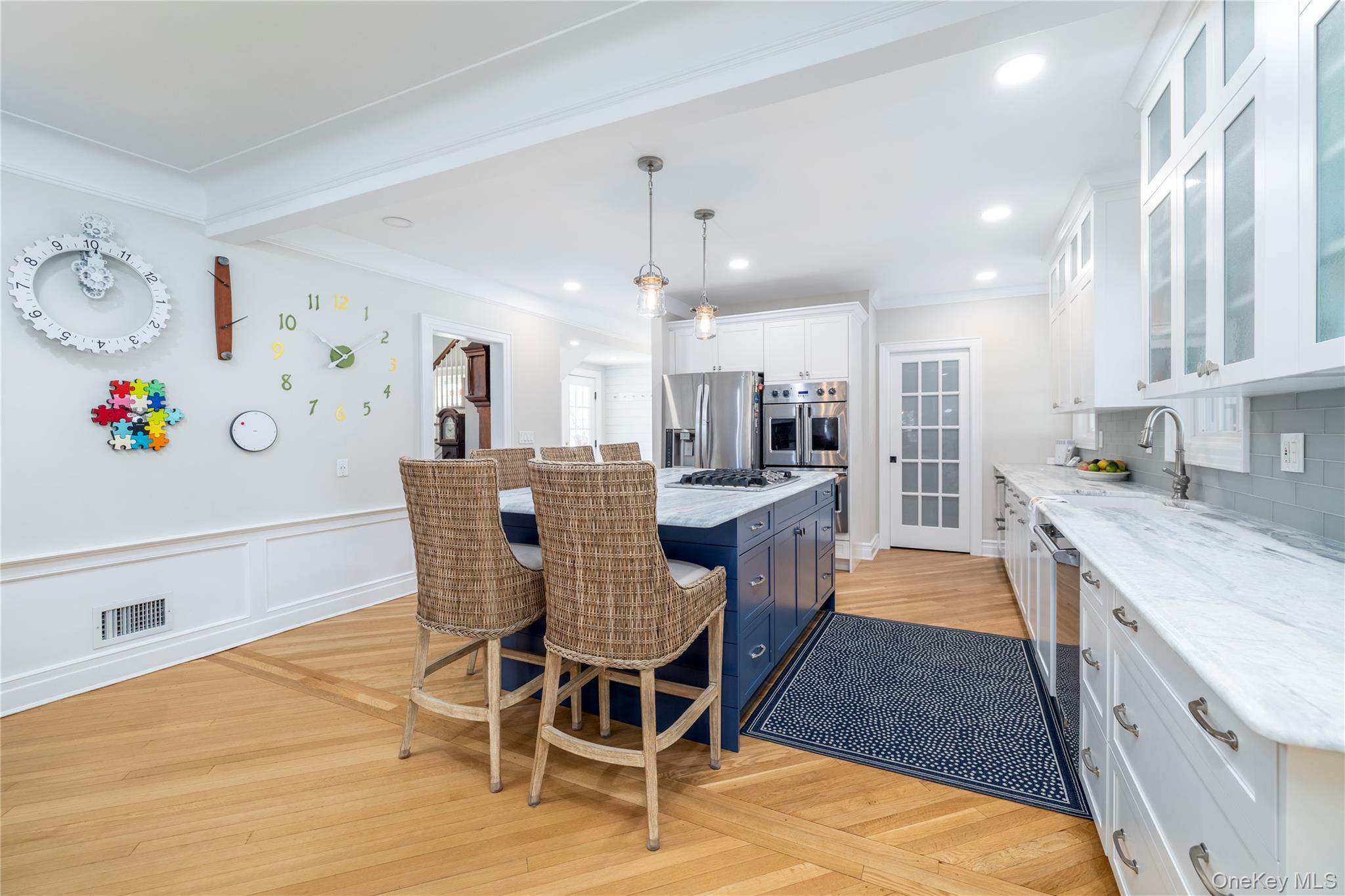 #7 photo, 166 Princeton Road, Rockville Centre , NY 11570