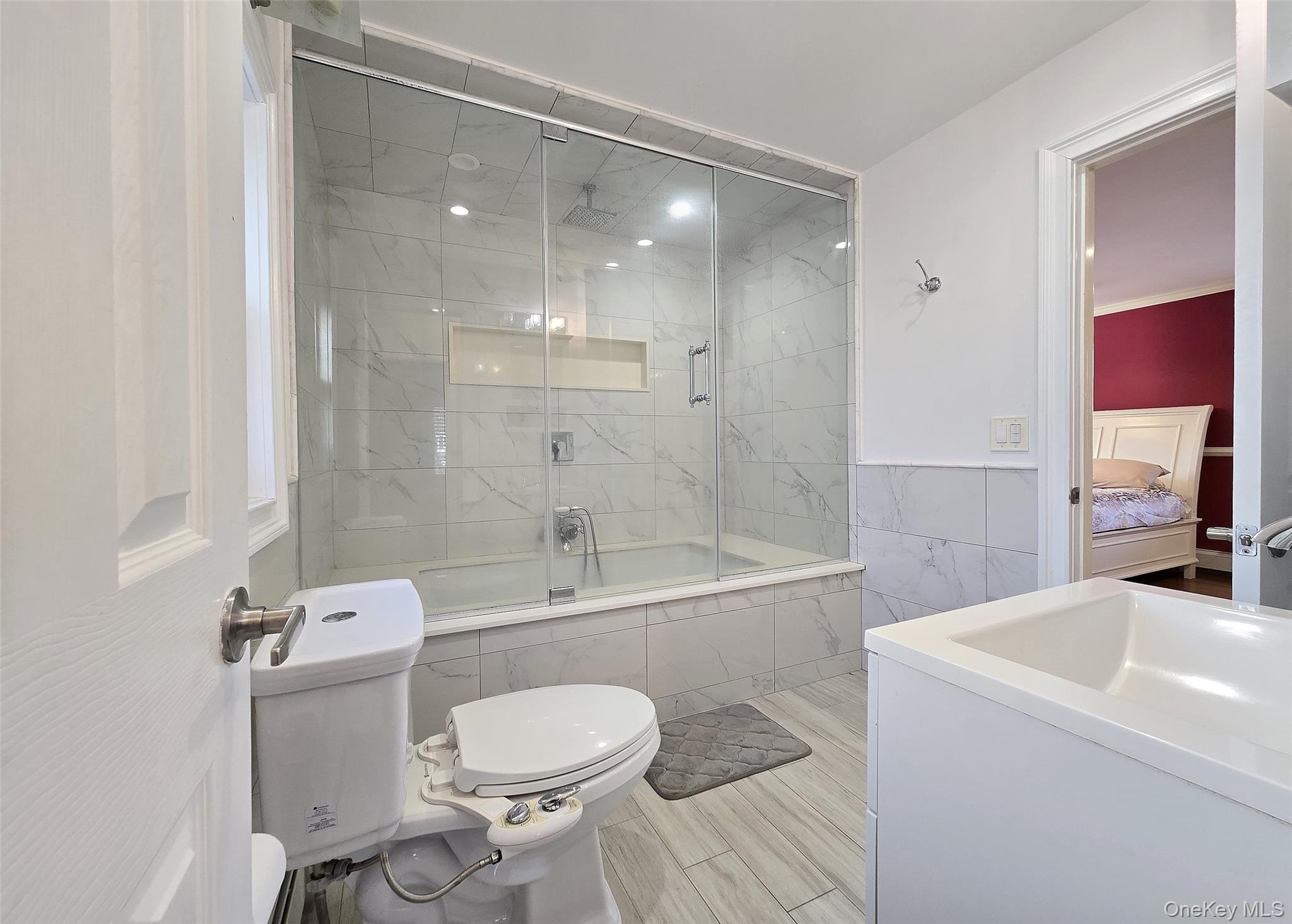 #19 photo, 58 N Evergreen Drive, سوفولك Selden , NY 11784