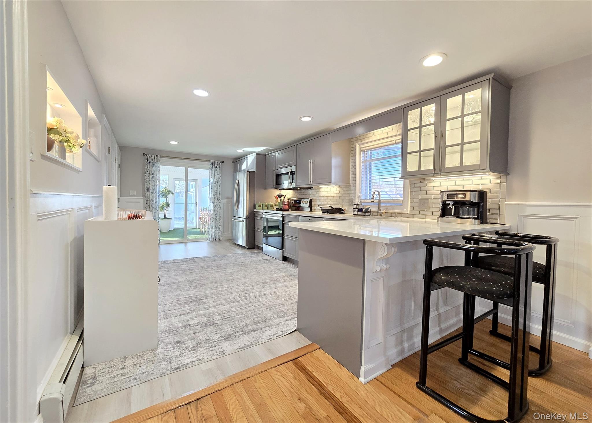 #8 photo, 58 N Evergreen Drive, سوفولك Selden , NY 11784