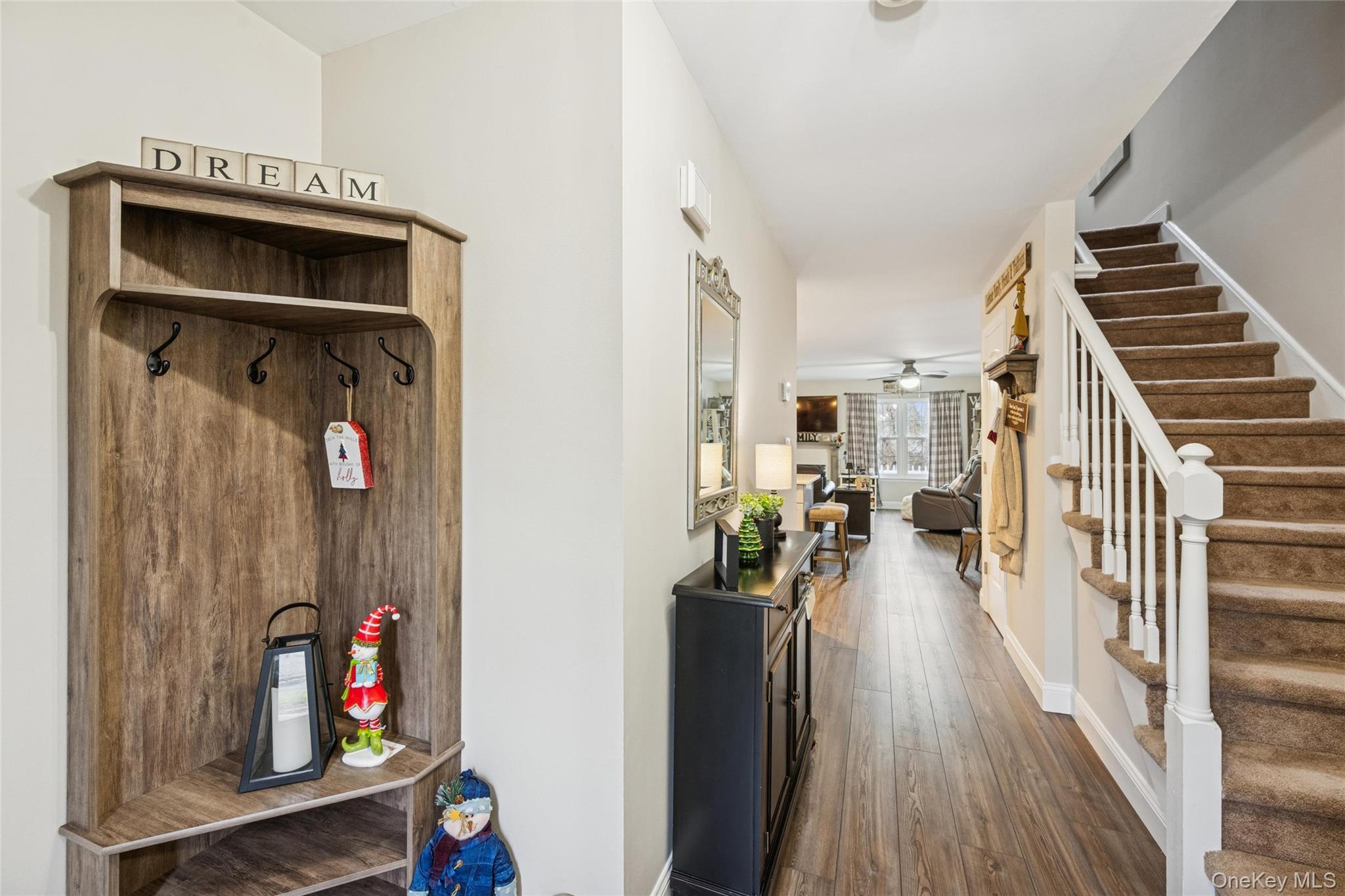 #5 photo, 606 Sara Circle, מחוז סאפוק Port Jefferson Station , NY 11776