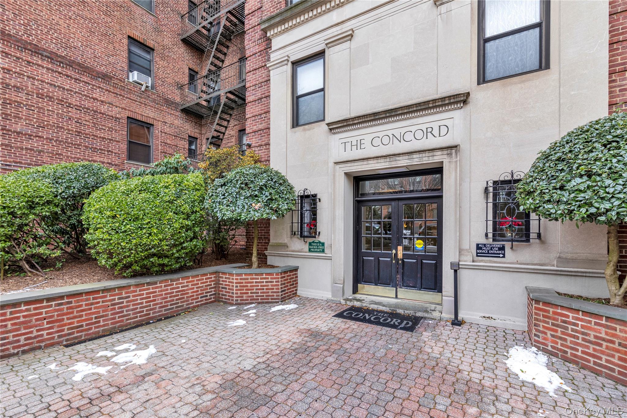 #12 photo, 25-40 31 Avenue, कुईंस Astoria , NY 11106