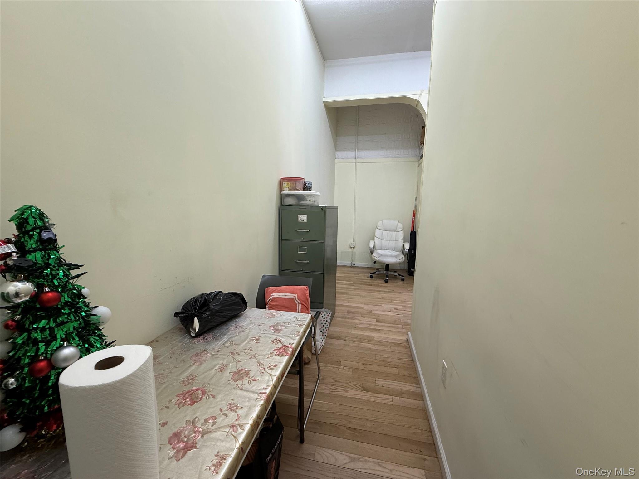 #10 photo, 160 Graham Avenue, Brooklyn , NY 11206